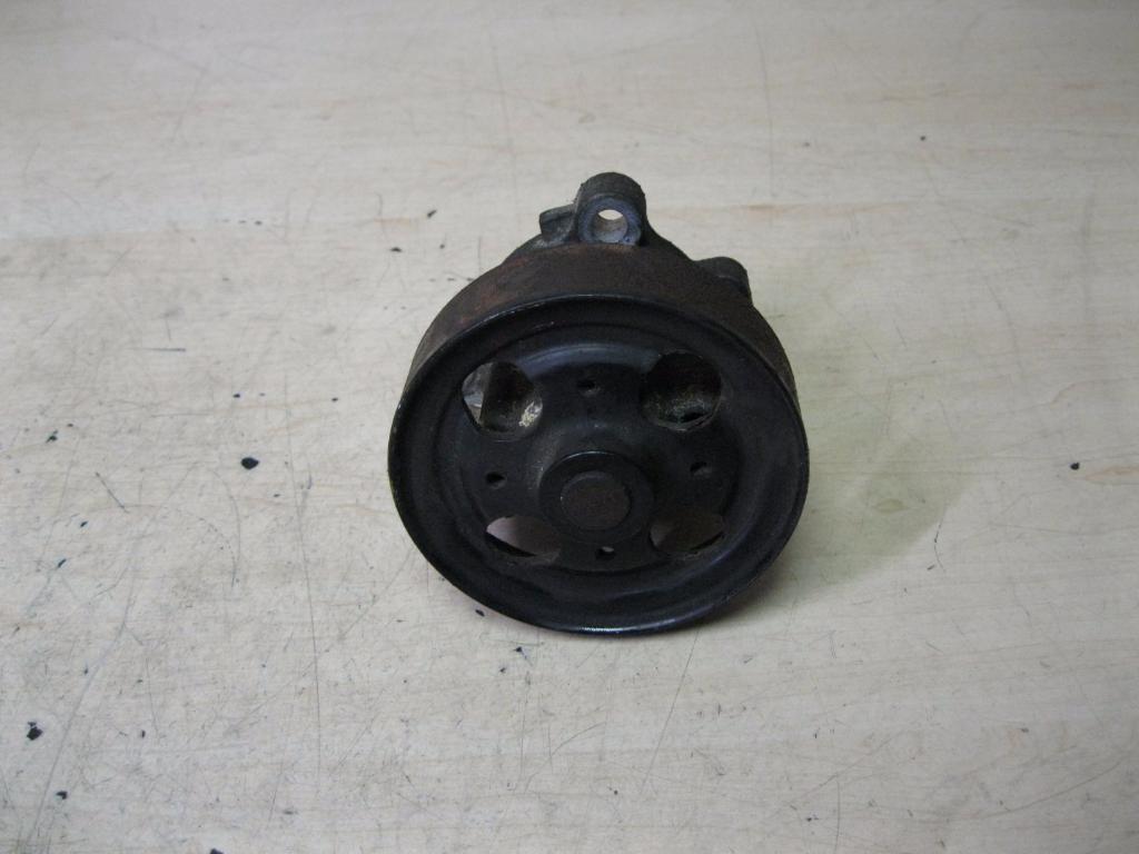 NISSAN X-Trail T30 (2001-2007) Vodní pumpa 23155083