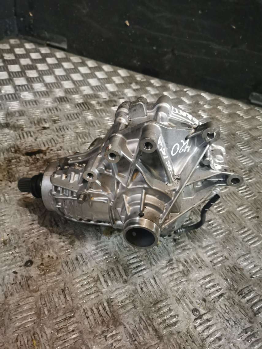 MASERATI Levante 1 generation (2016-2024) Front Transfer Case 9808875578, 06701040570 23714010