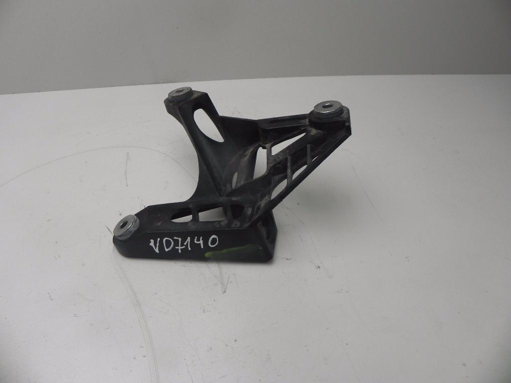 SKODA Octavia 3 generation (2013-2020) Exhaust Hanger Bracket 1K0711789G 23156099