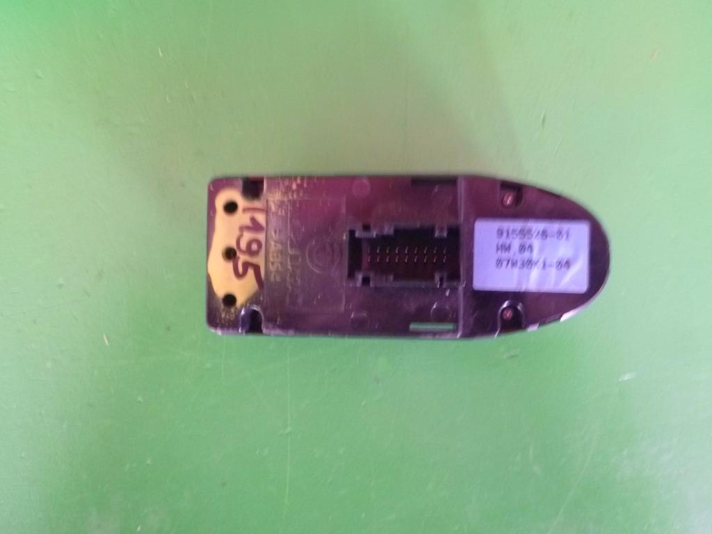 BMW 1 Series E81/E82/E87/E88 (2004-2013) Front Left Door Window Switch 9155526, 61319216531 23542988