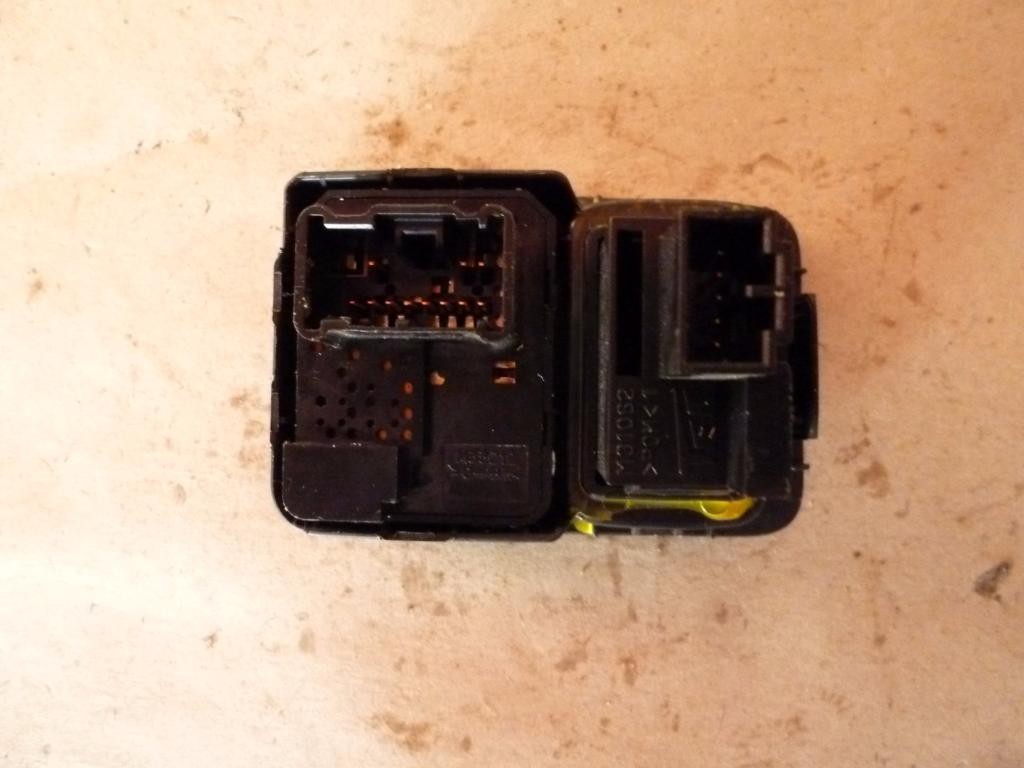 HONDA CR-V 3 generation (2006-2012) Front Left Door Window Switch AH0215, M33212 23542989