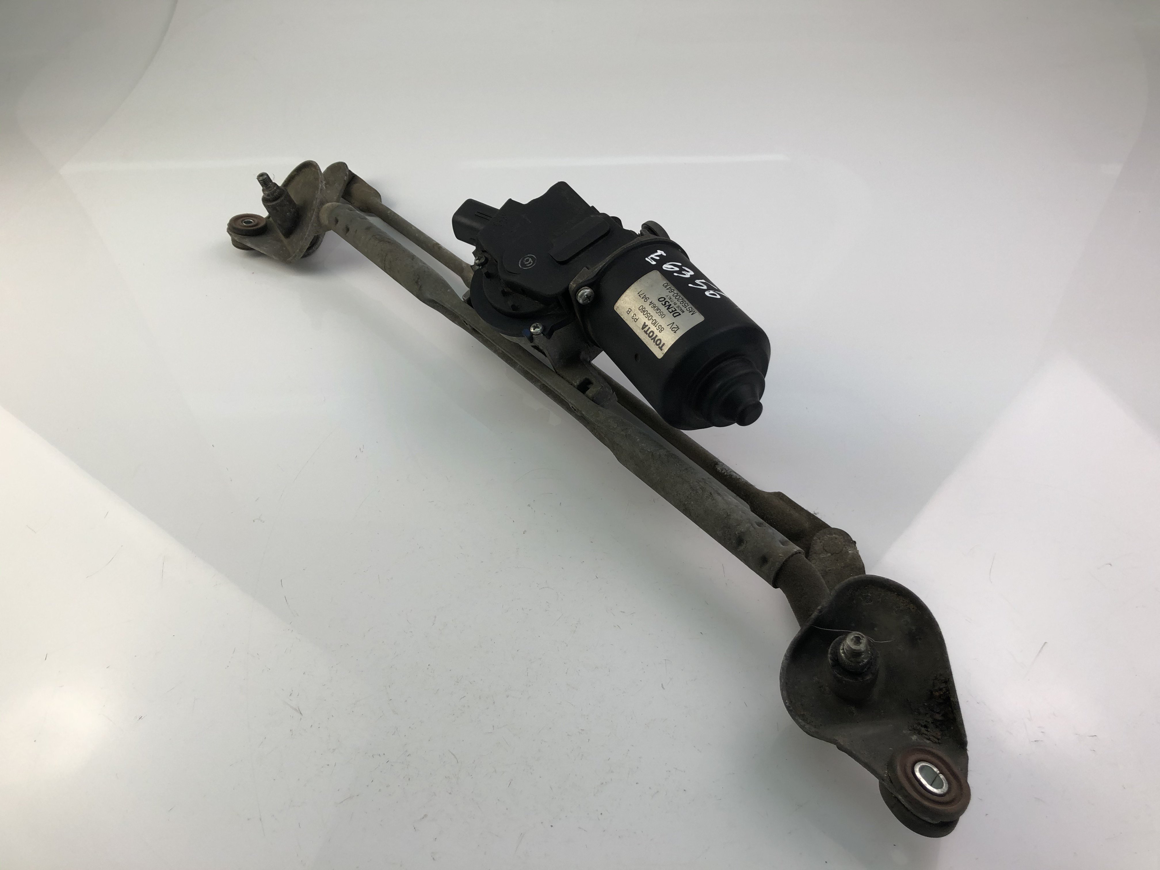 TOYOTA Avensis 2 generation (2002-2009) Wiper motor 8511005060 23450916