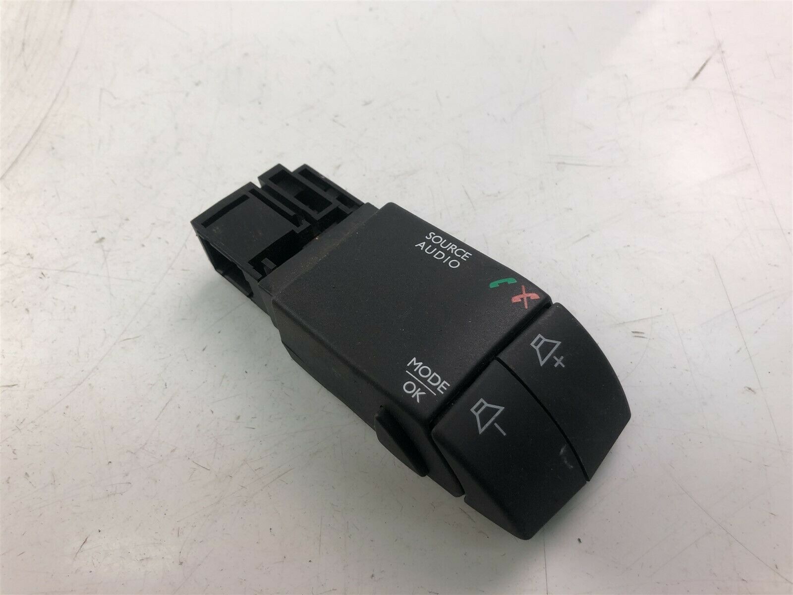 DACIA Sandero 2 generation (2013-2020) Switches 255522448R 23445727