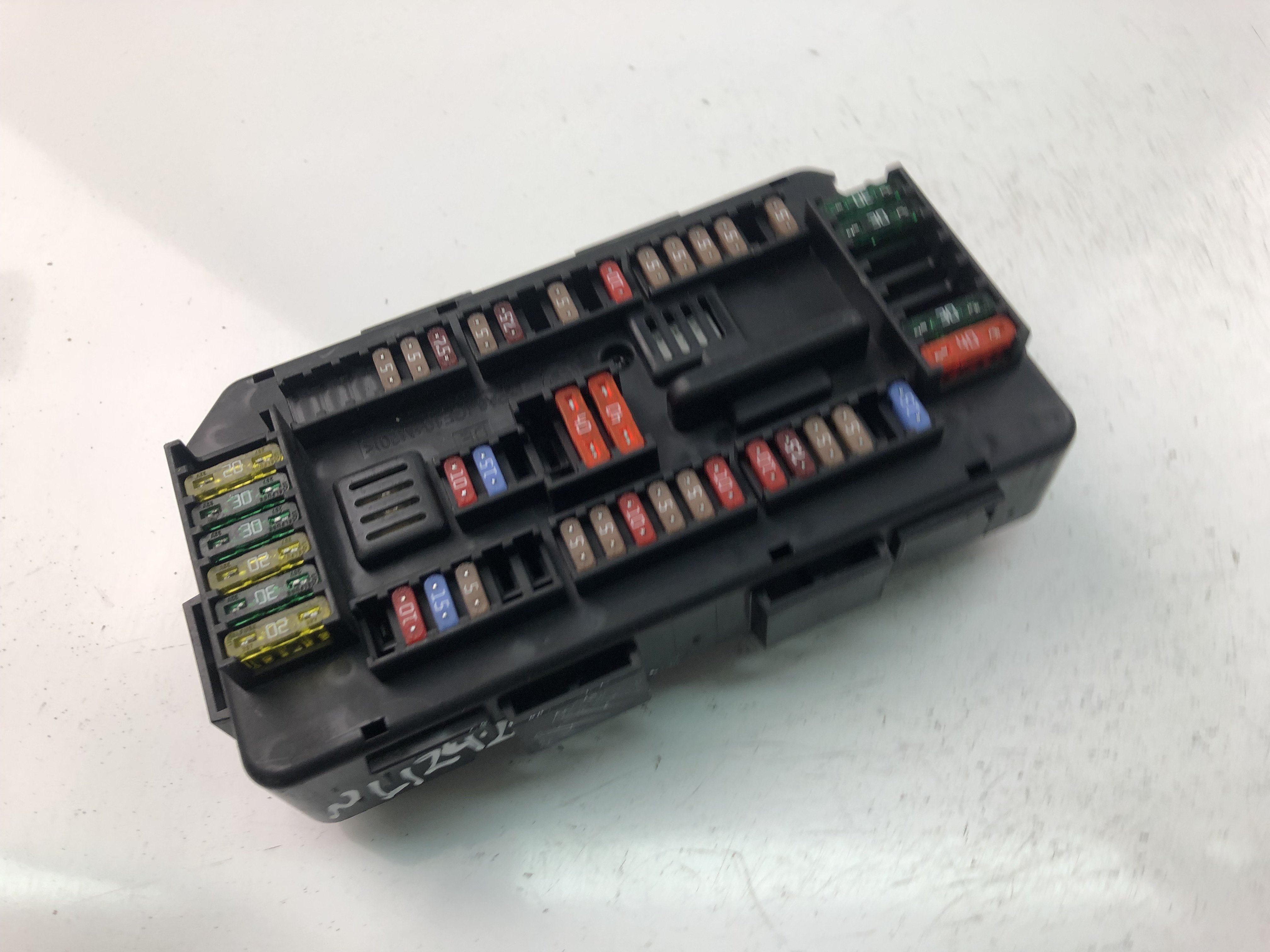 BMW 3 Series F30/F31 (2011-2020) Fuse box 9337879 23493129