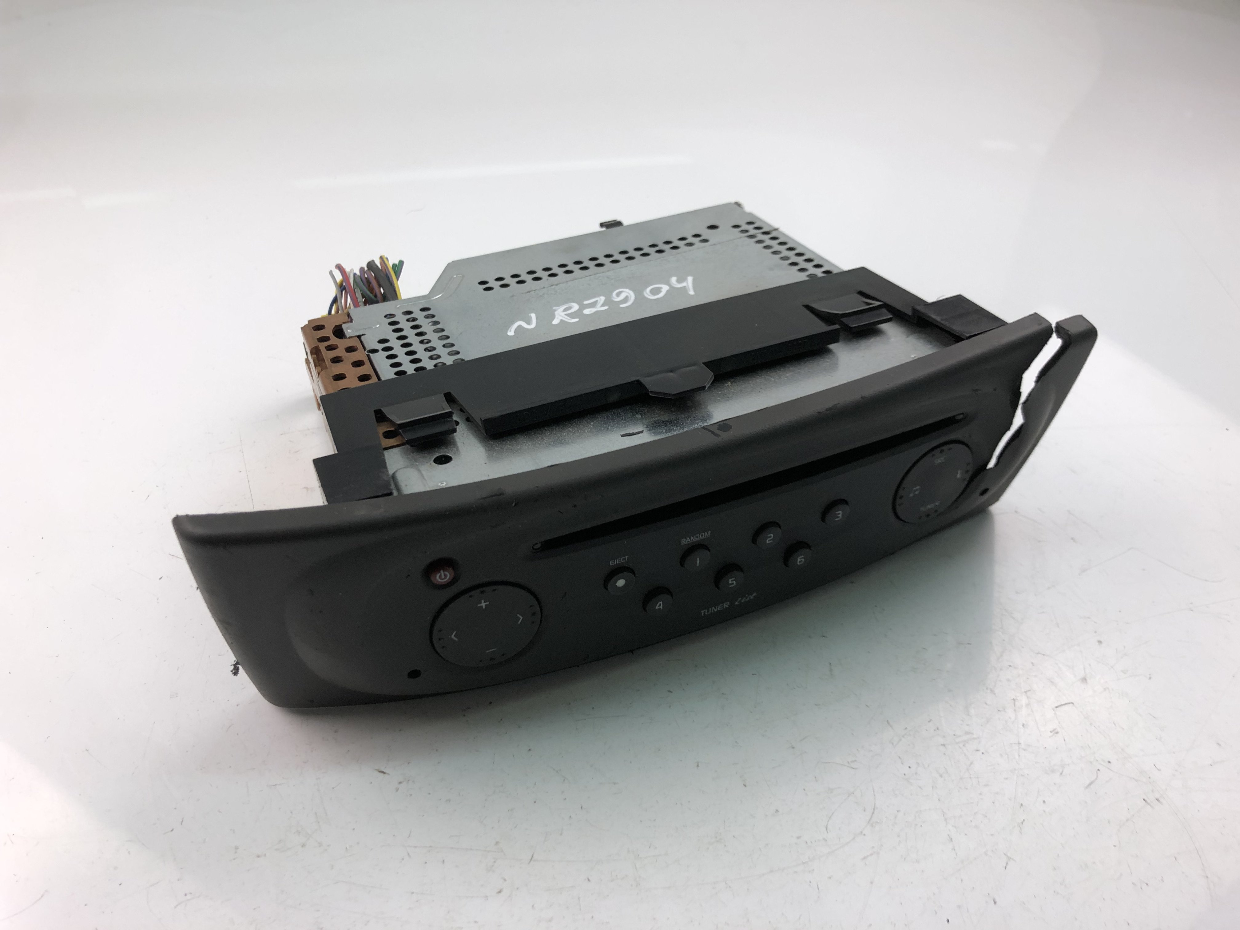 RENAULT Scenic 2 generation (2003-2010) Music Player Without GPS 8200152346 23460555