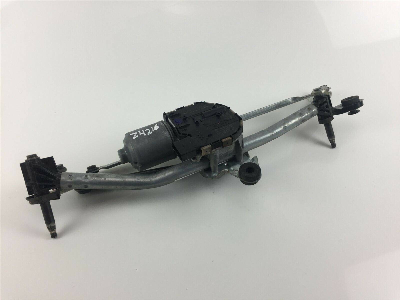 AUDI A3 8V (2012-2020) Wiper motor 3397021623 23443168