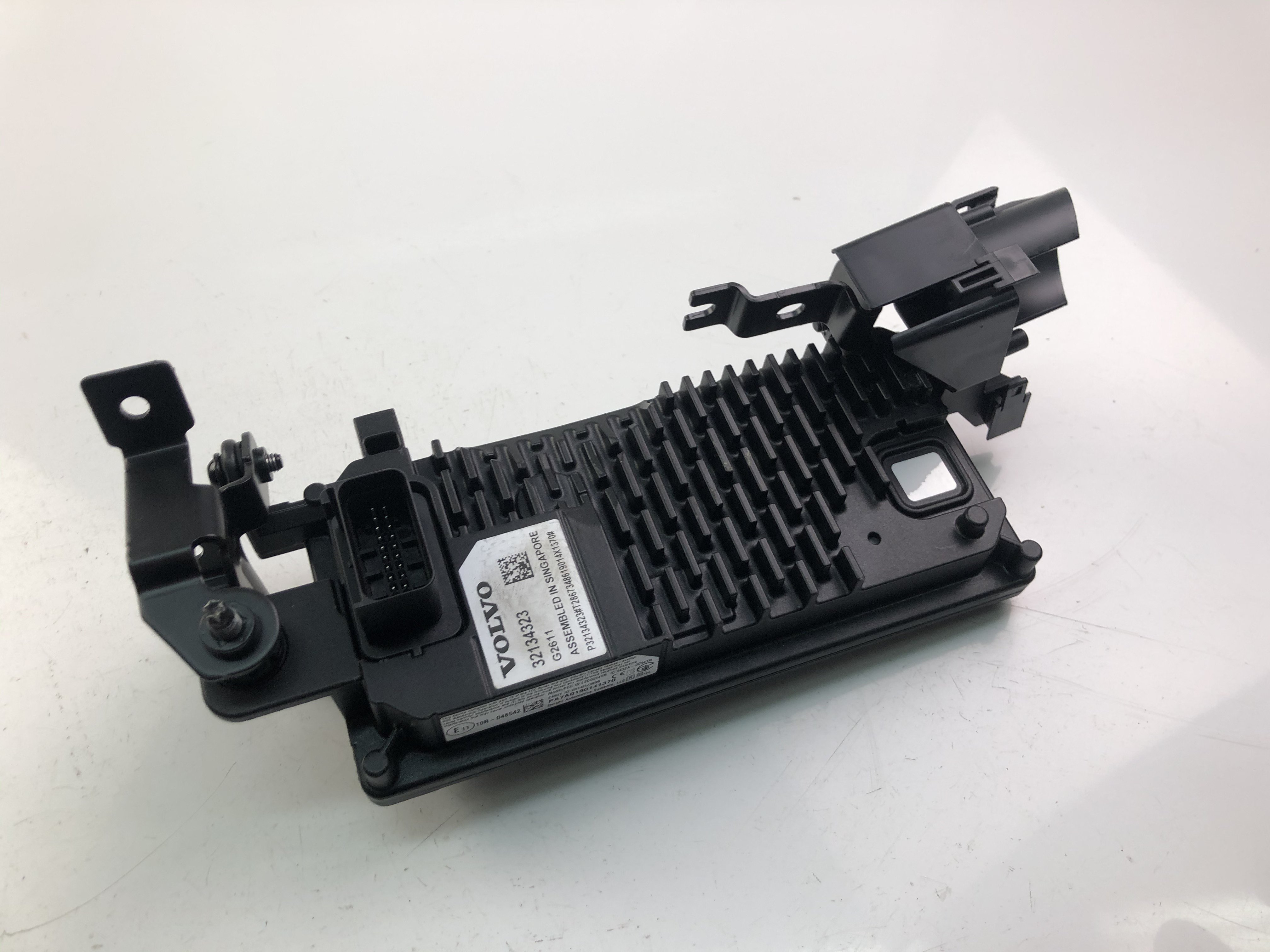 VOLVO S90 2 generation (2016-2023) Other Control Units 32134323 23448739