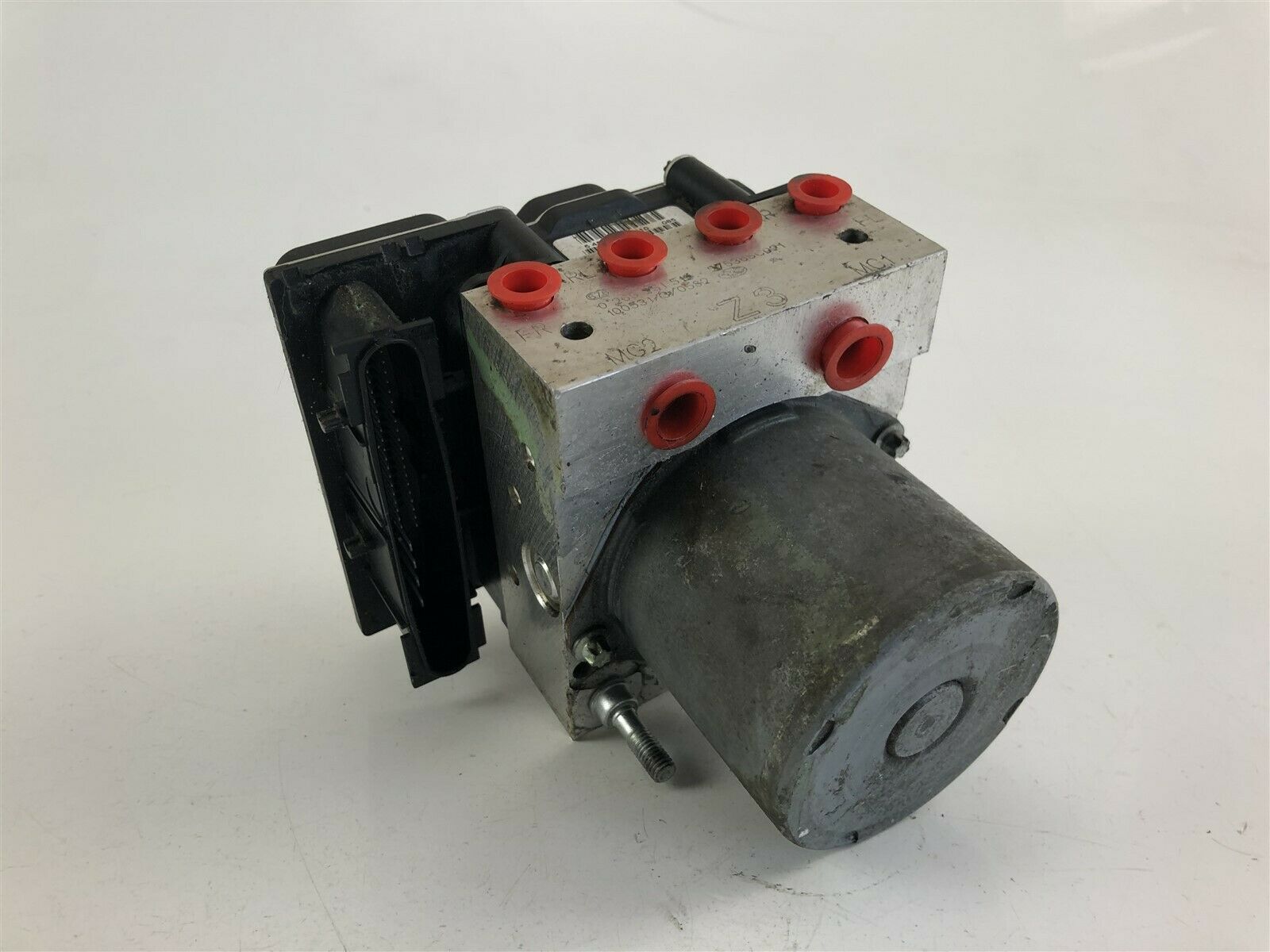 SUBARU Forester SF (1997-2002) ABS control unit 0265251512 23435311