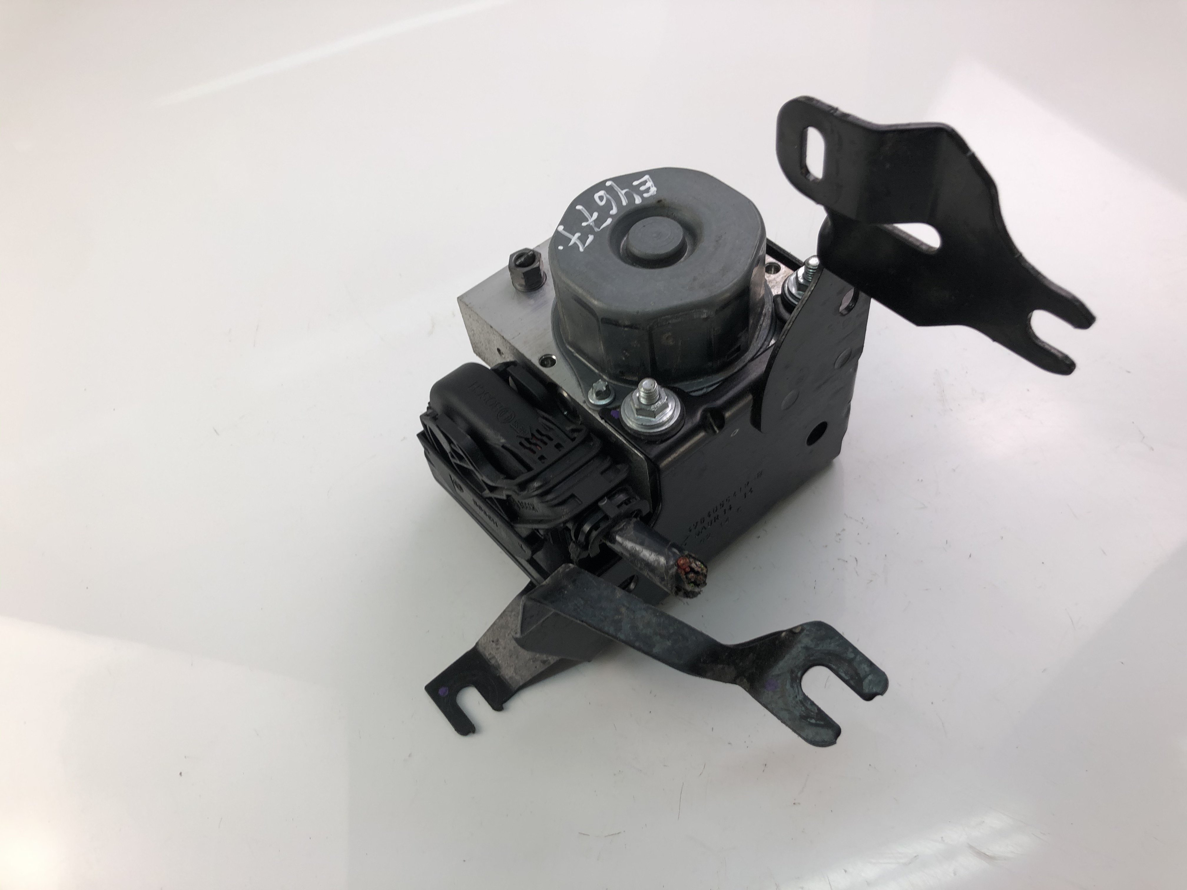 RENAULT Clio 4 generation (2012-2020) ABS valdymo blokas 476605492R 23449247