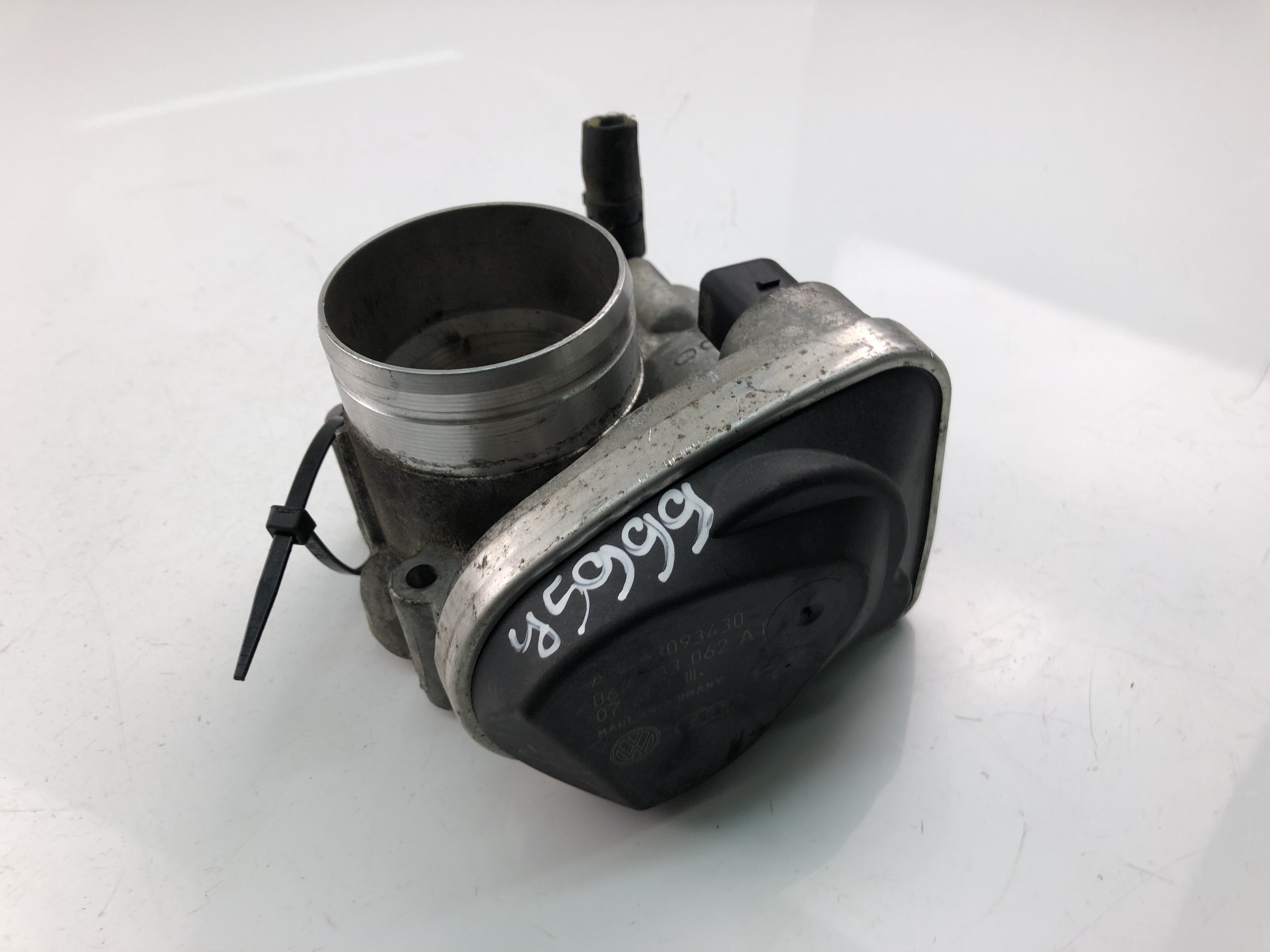 AUDI A3 8P (2003-2013) Throttle Body 06A133062AT 23454611