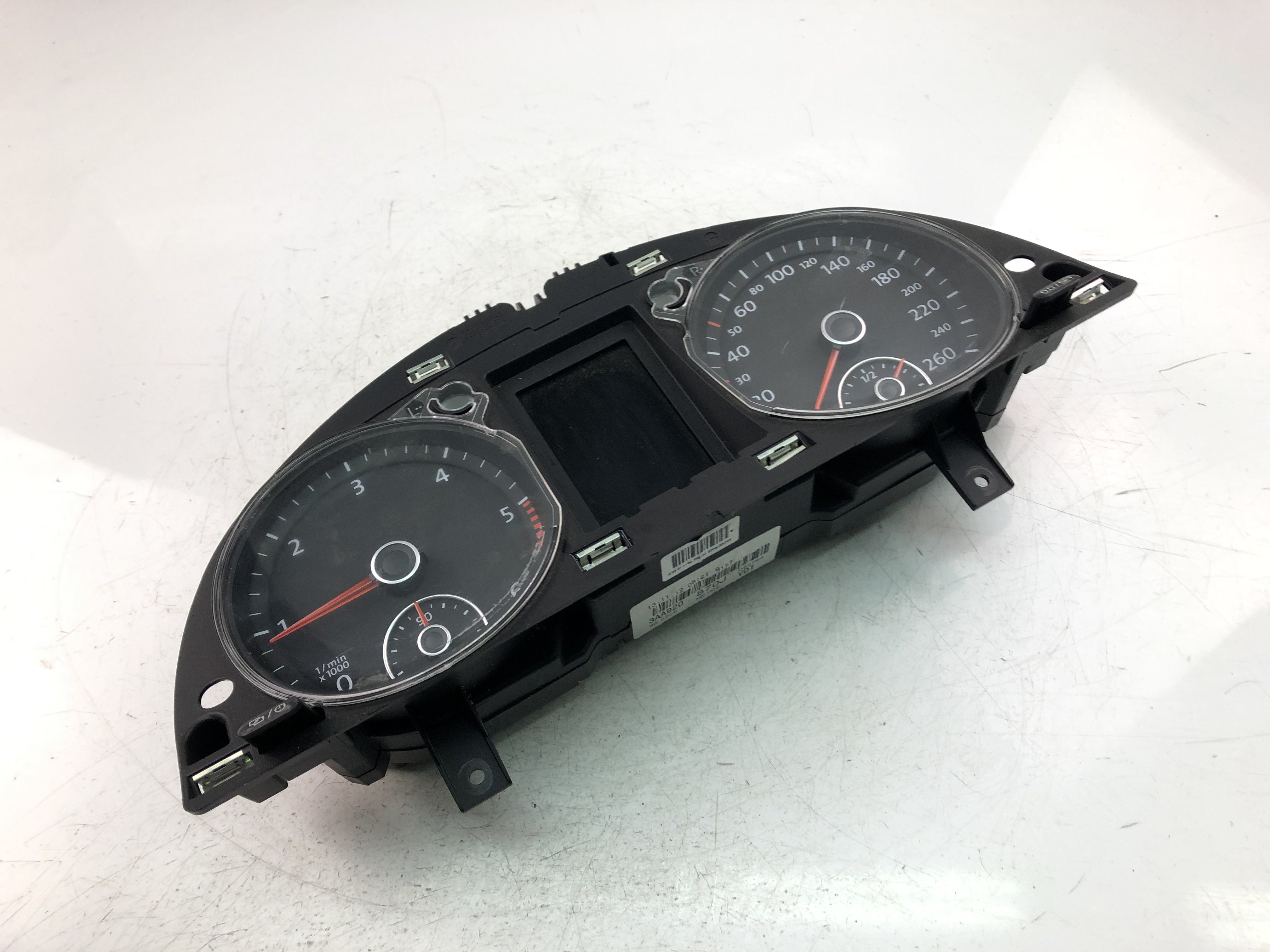 VOLKSWAGEN Passat B7 (2010-2015) Speedometer 3AA920870J 23471142