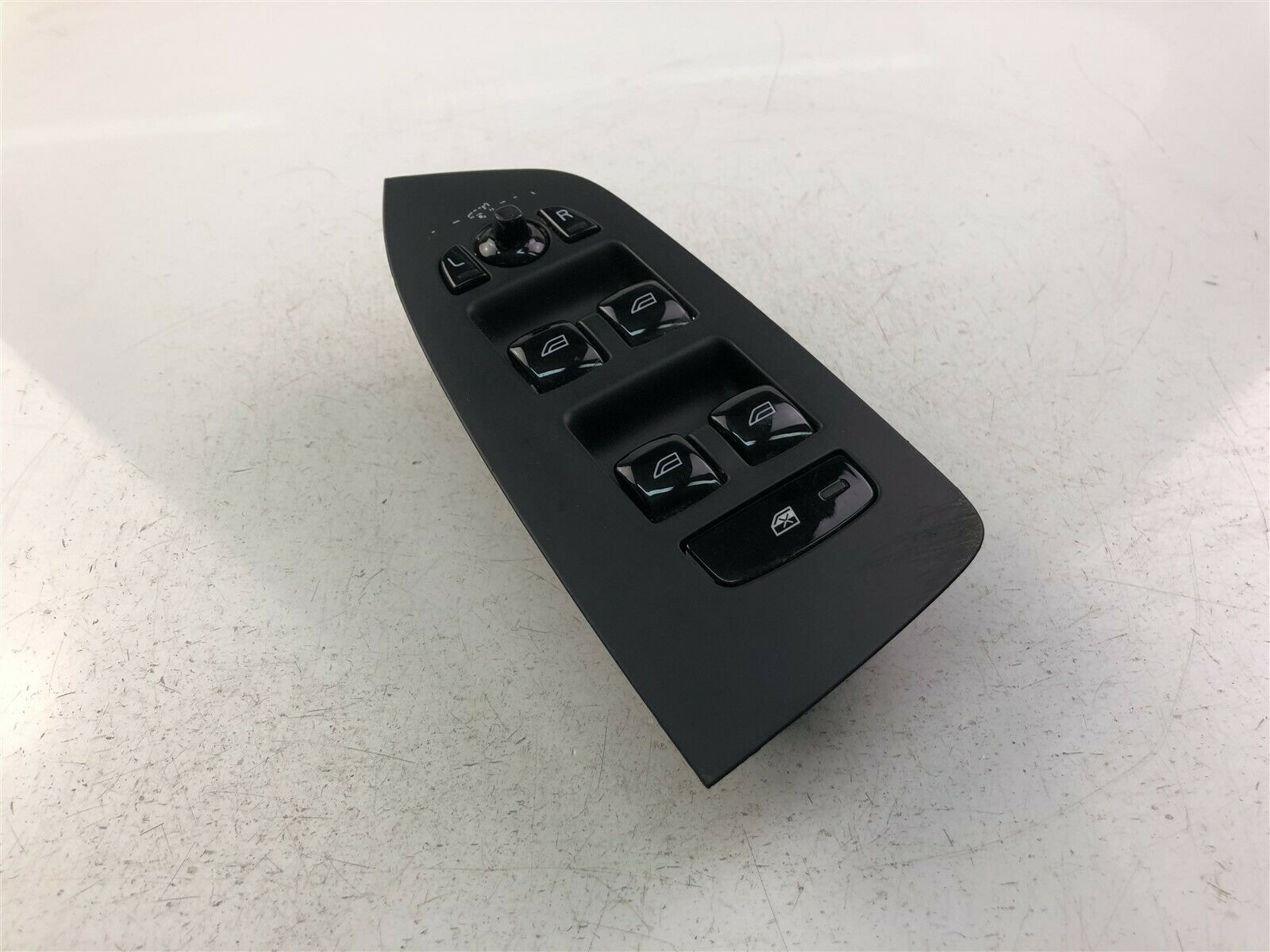 VOLVO XC90 2 generation (2014-2024) Front Left Door Window Switch 31433926 24603900