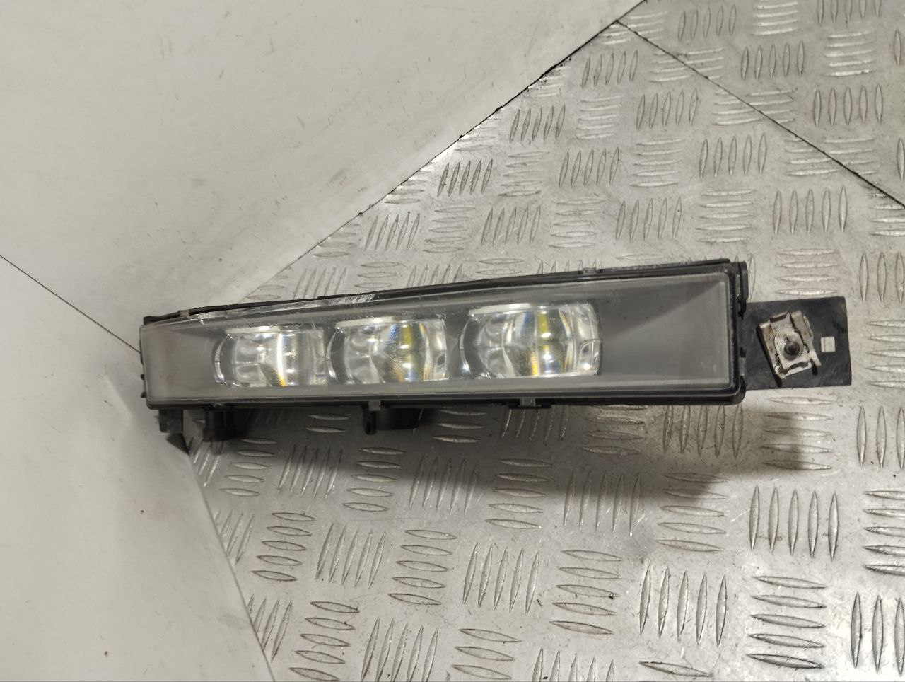 BMW 6 Series F06/F12/F13 (2010-2018) Front Right Fog Light 7234928 23995518