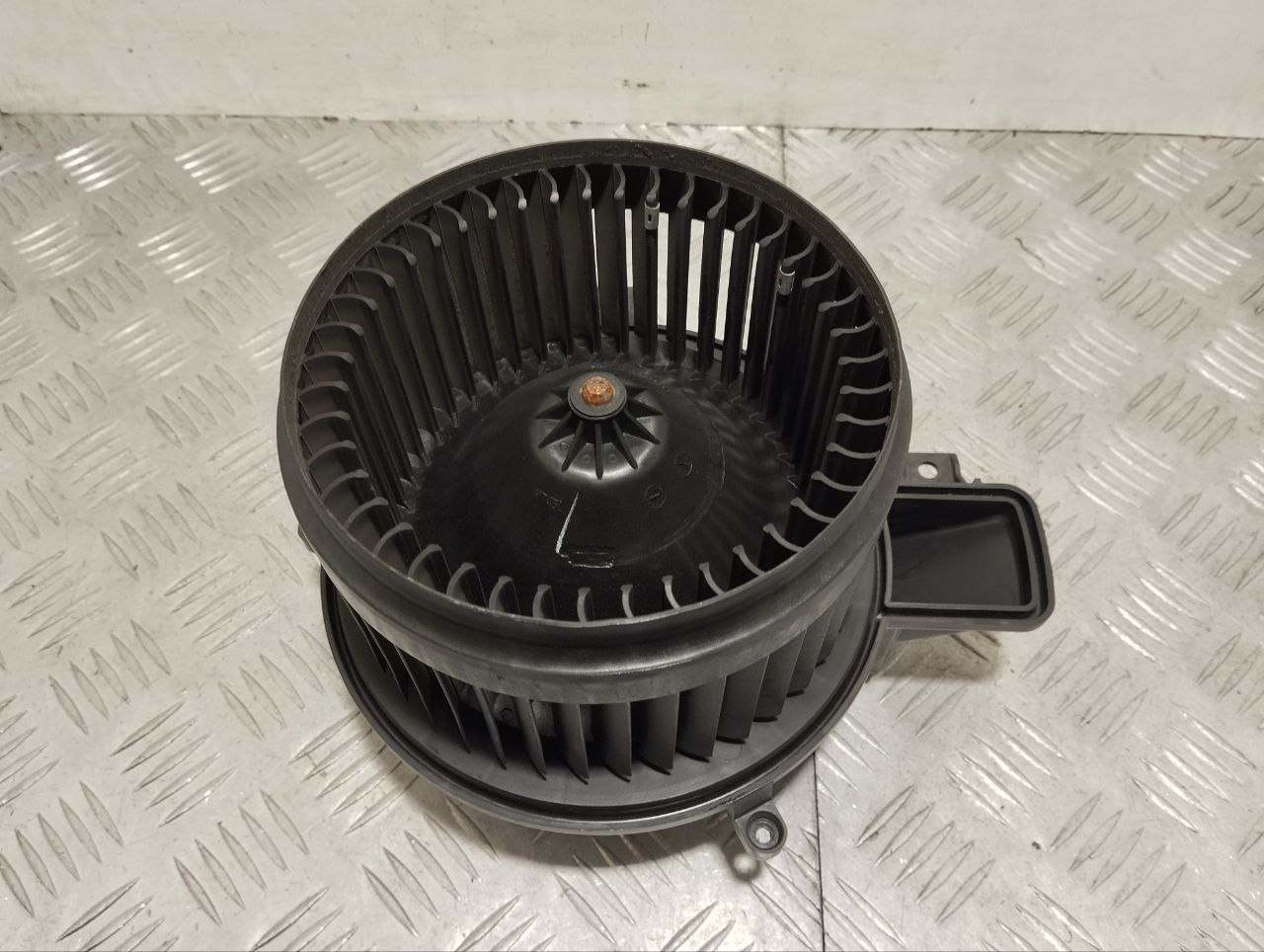 MASERATI Quattroporte 6 generation (2012-2024) Heater Blower Fan 0701132570, N6531003, AY2727005432 23491999
