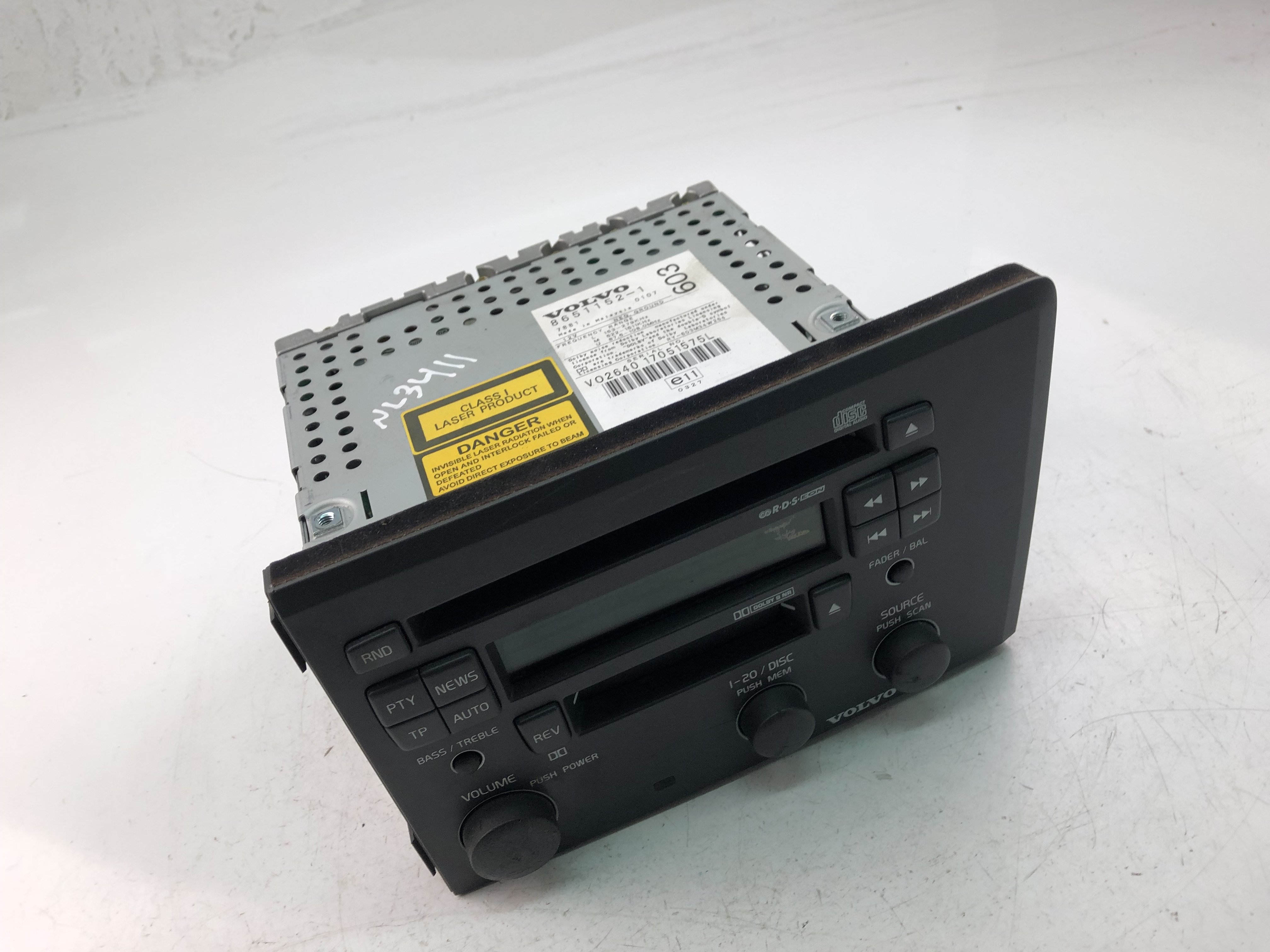 VOLVO V70 2 generation (2000-2008) Music Player Without GPS 86511521 23492598
