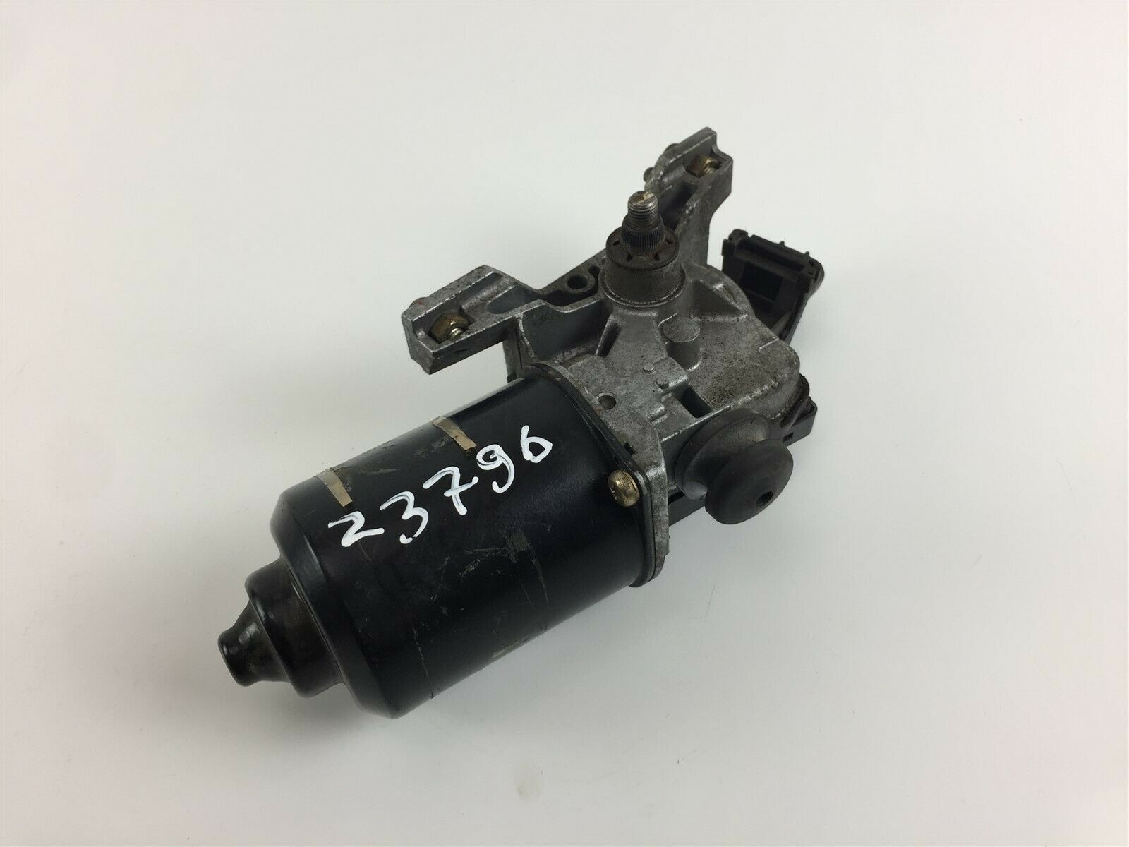 MAZDA 6 GG (2002-2007) Wiper motor 8492002392 23807331