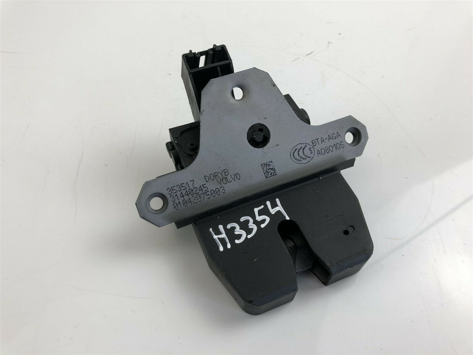VOLVO V40 2 generation (2012-2020) Tailgate Boot Lock 31440245 23442511
