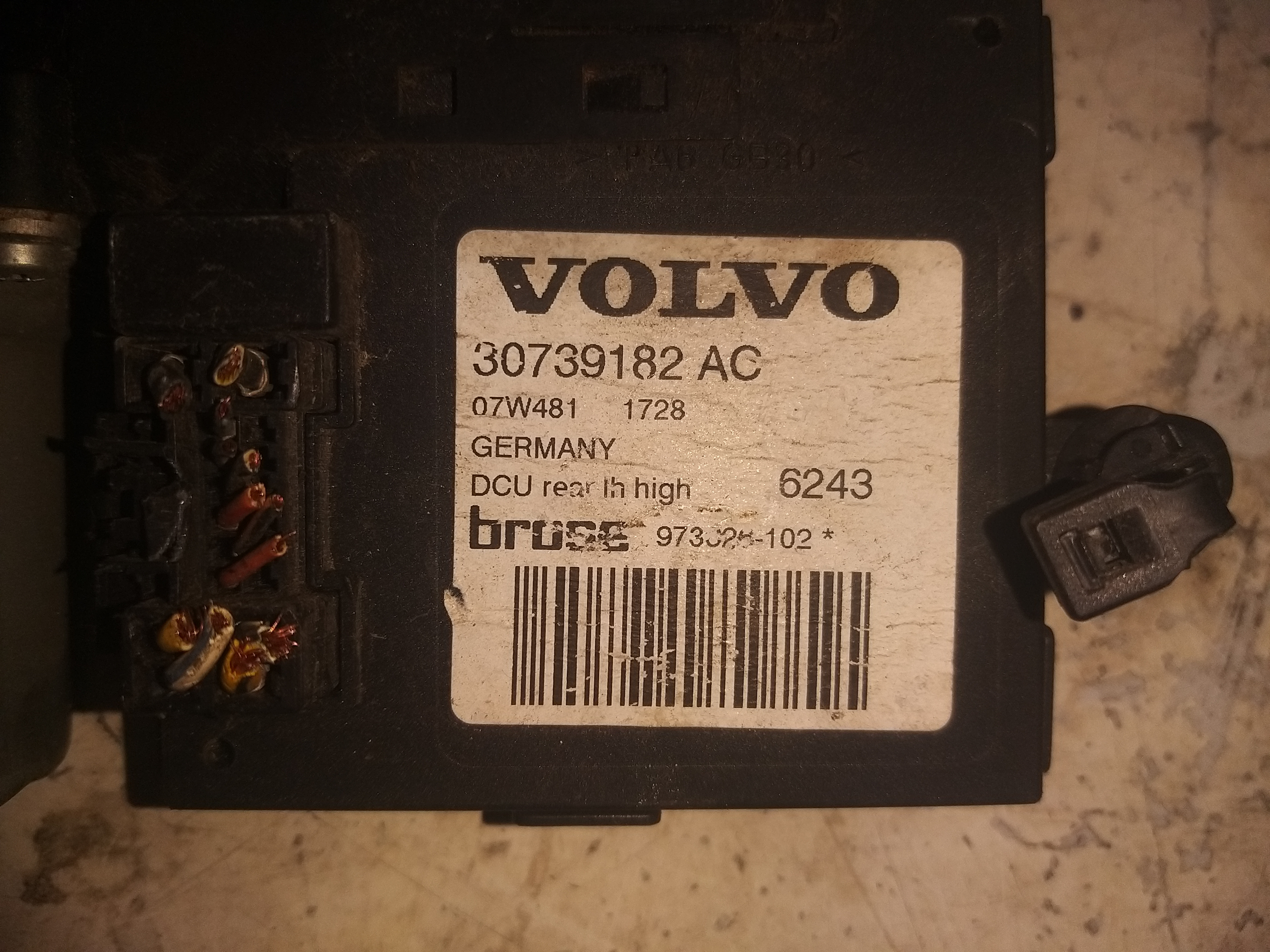VOLVO S80 2 generation (2006-2020) Front Right Door Window Control Motor 970714101 23448588