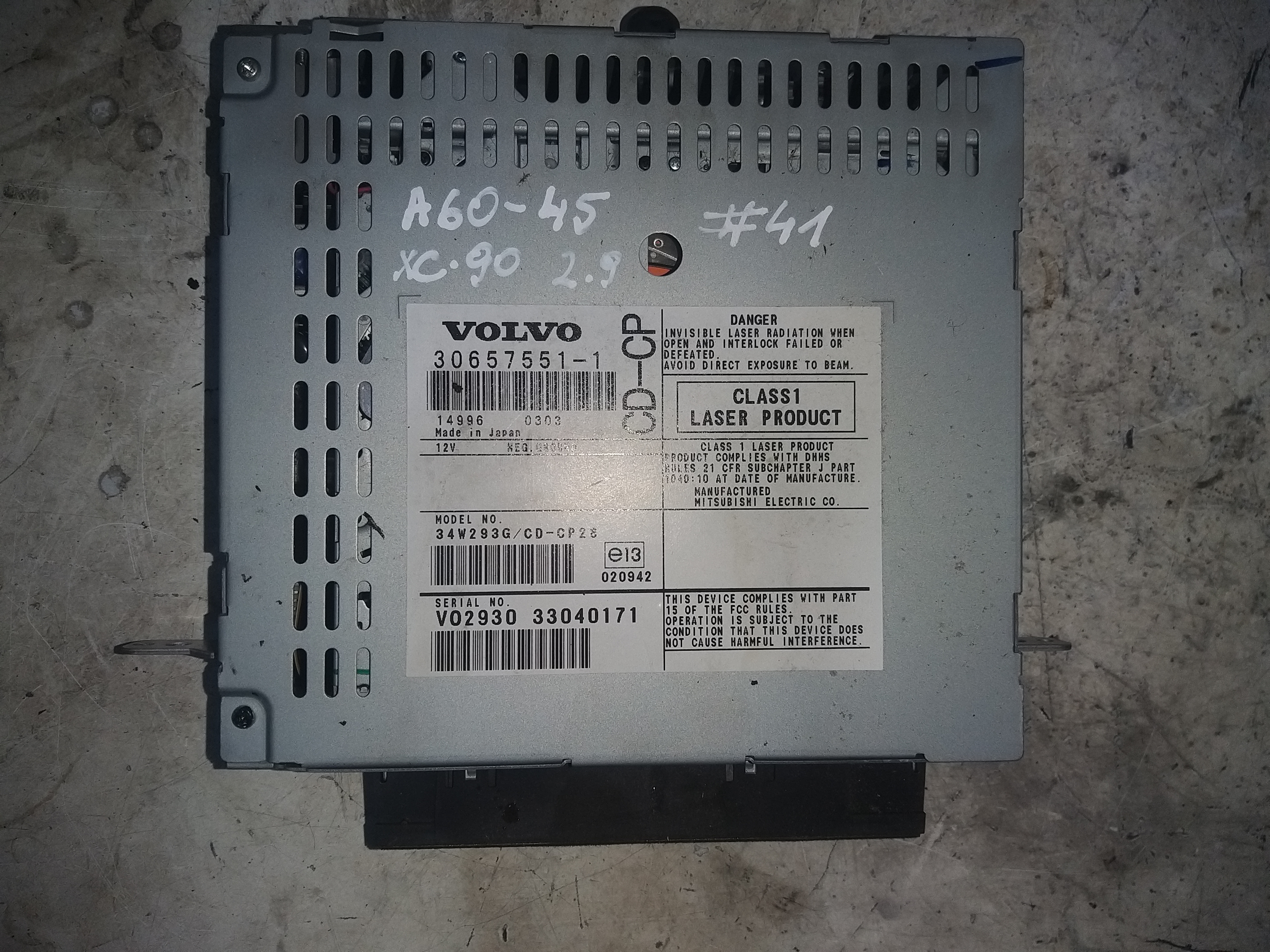 VOLVO XC90 1 generation (2002-2014) Muzikos grotuvas be navigacijos 306575511 23458799