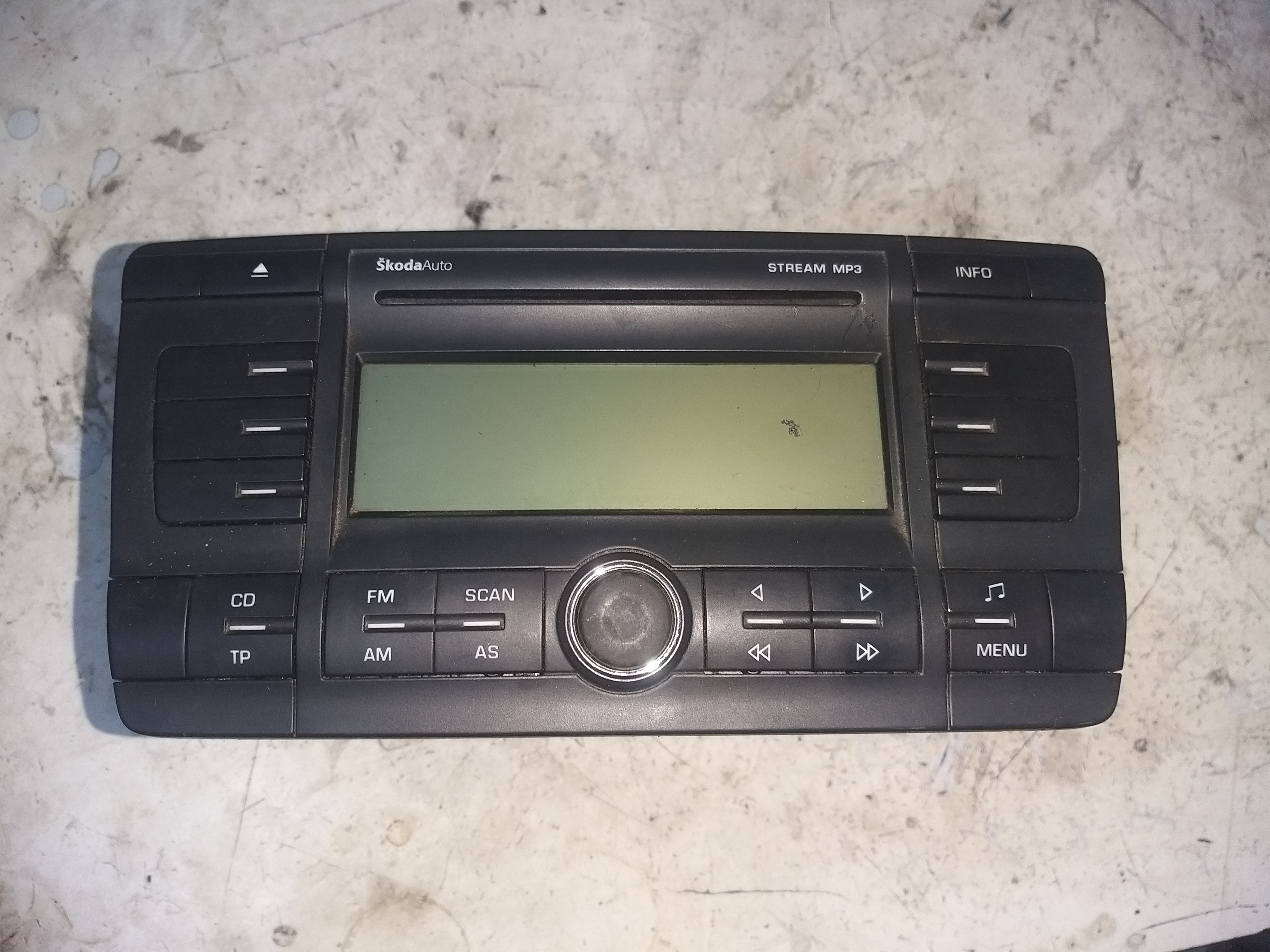 SKODA Octavia 2 generation (2004-2013) Music Player Without GPS 1Z0035161C 23460074