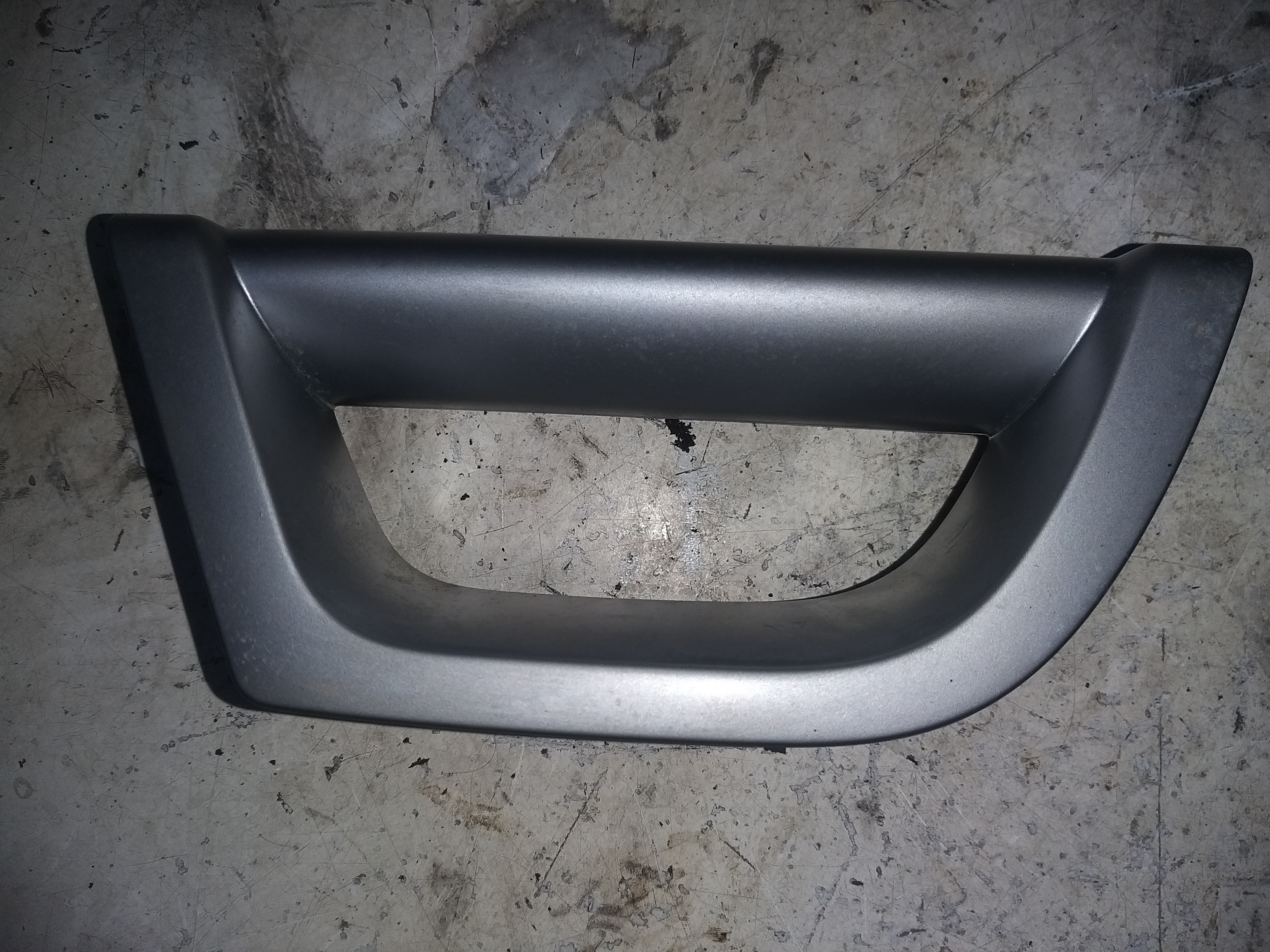 VOLVO XC90 1 generation (2002-2014) Front Right Door Interior Handle Frame 08650071 23461325