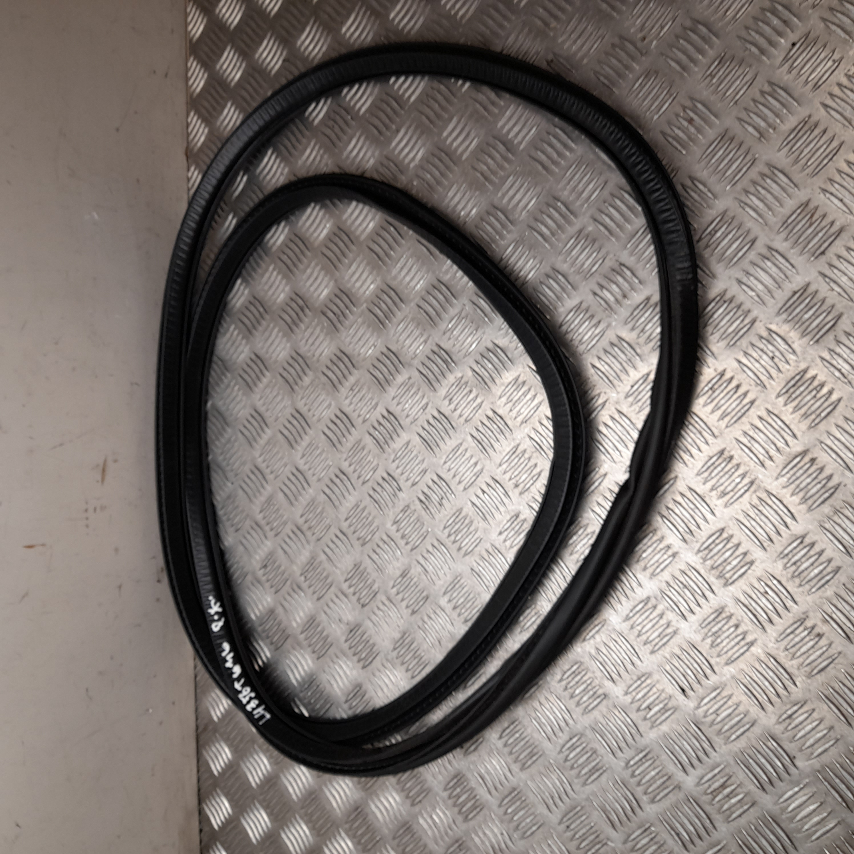 VOLVO XC60 2 generation (2017-2024) Front Left Door Seal Rubber 636 23480806