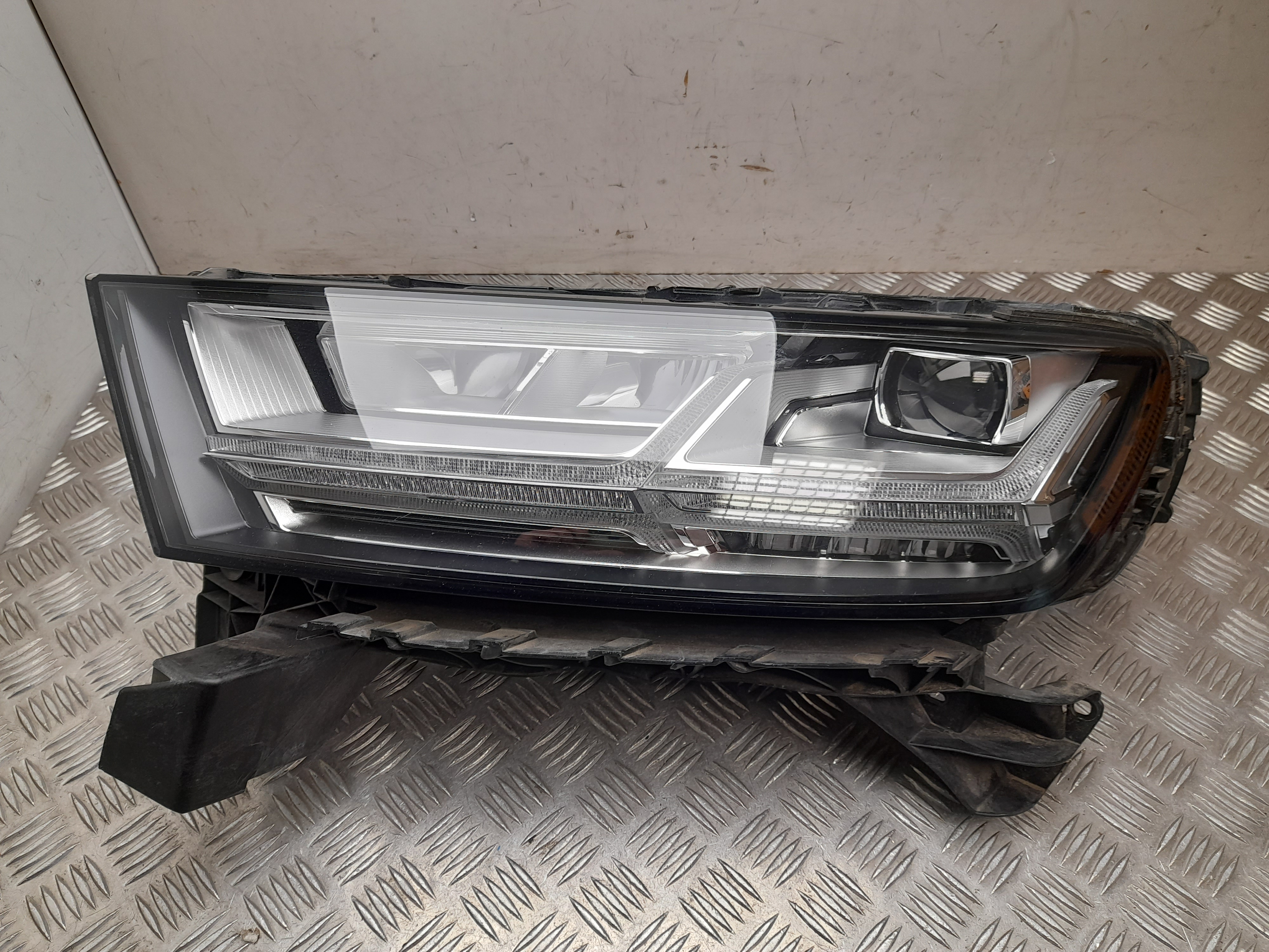 AUDI Q7 4M (2015-2024) Front Left Headlight 4M0941033D, 7PP941572AB, 4M0907397AD 23487468