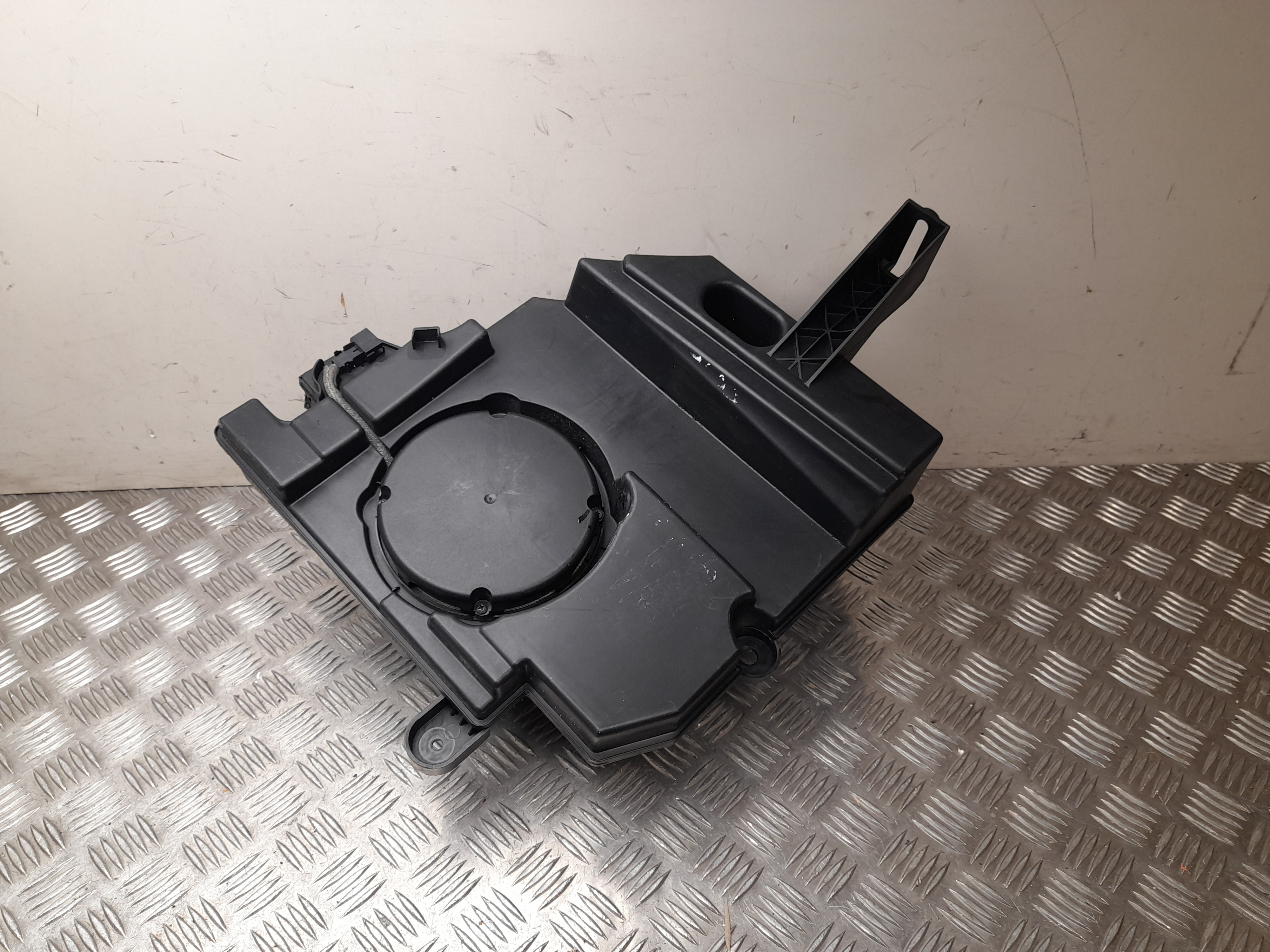 AUDI Q7 4M (2015-2024) Subwoofer 4M0035621E 23487682