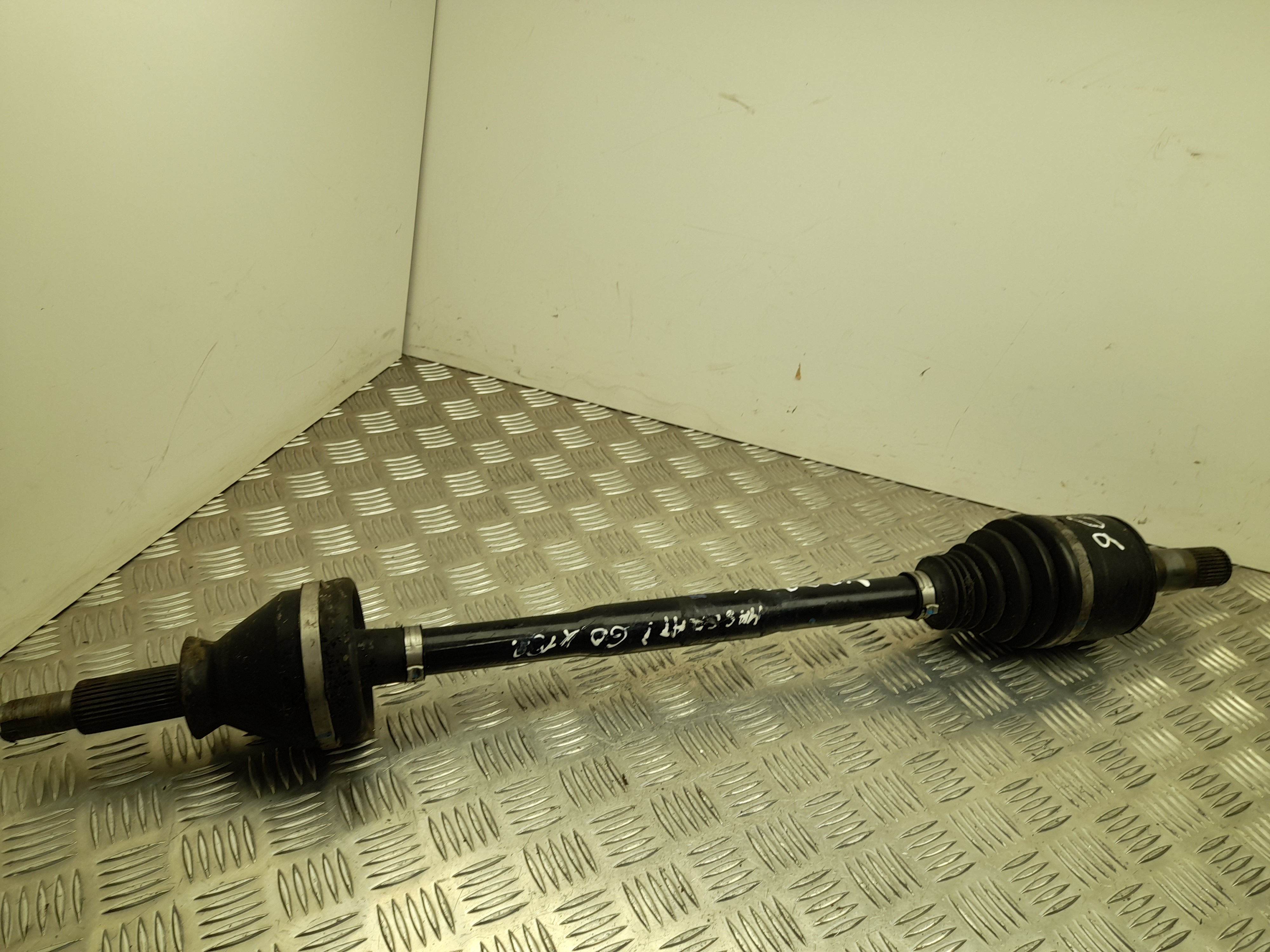 MASERATI Ghibli 3 generation (2013-2024) Rear Left Driveshaft 23488233