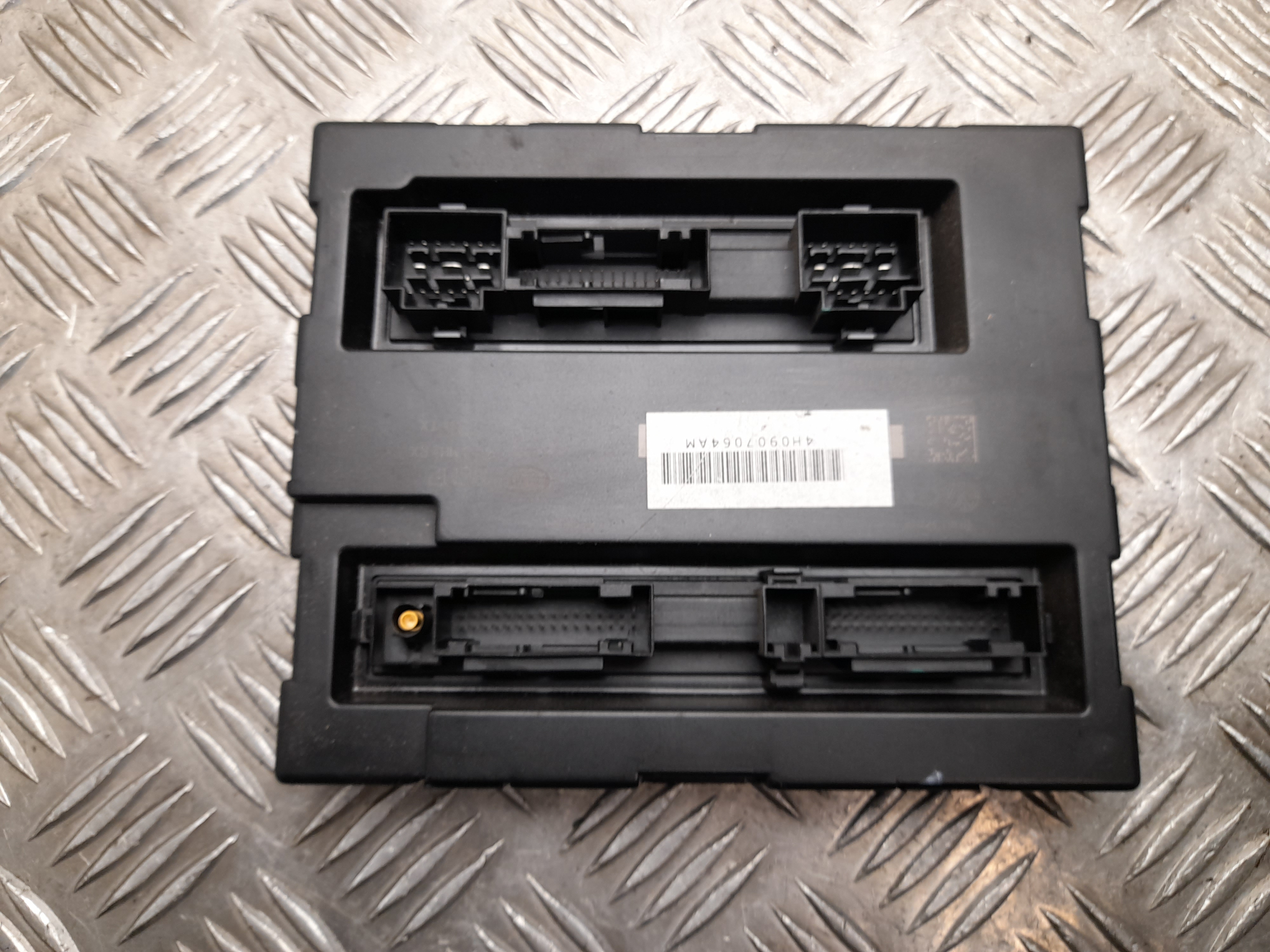 VOLKSWAGEN Touareg 2 generation (2010-2018) Other Control Units 4H0907064AM 23489477