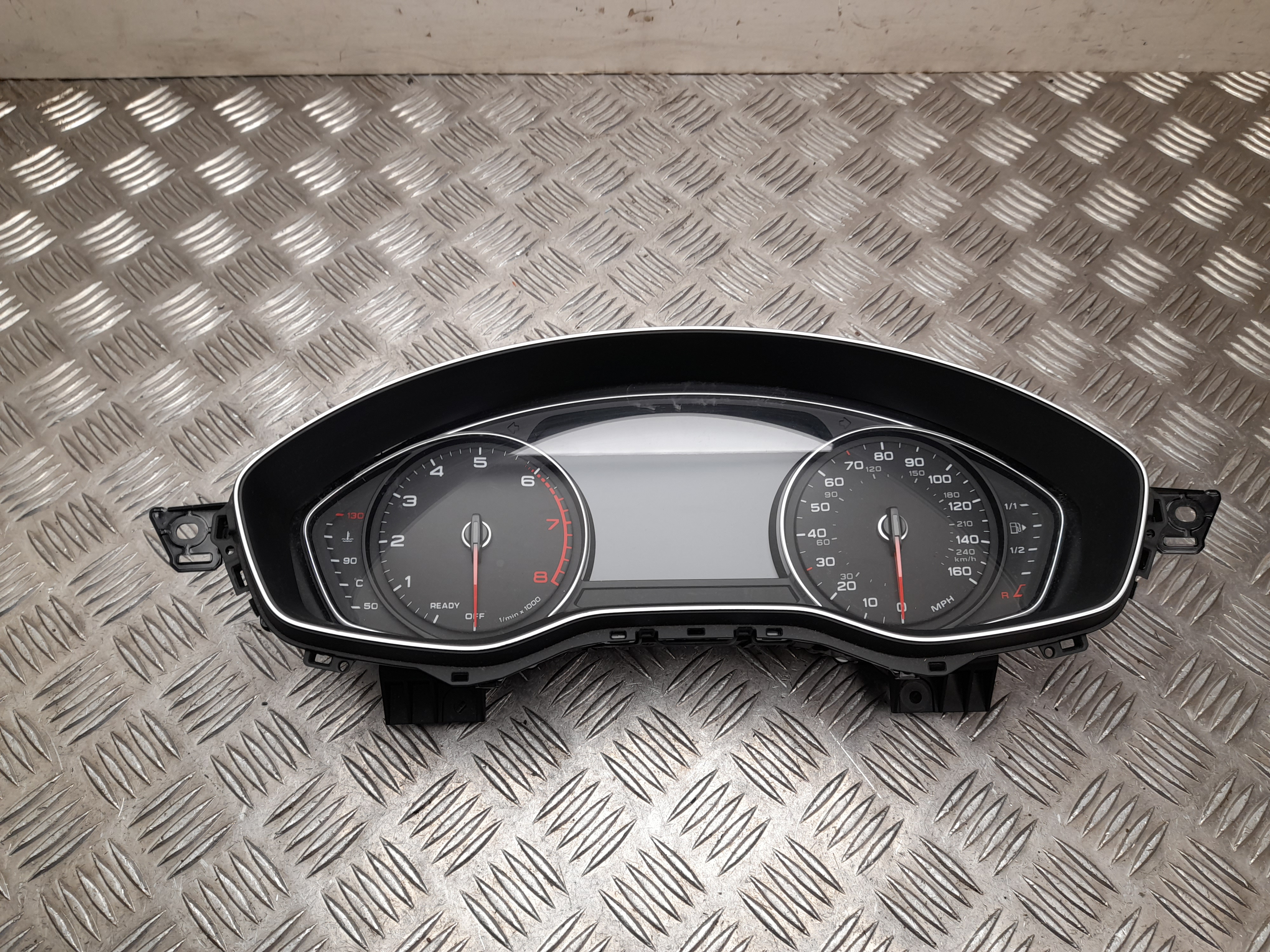 AUDI A4 B9/8W (2015-2024) Speedometer 8W5920970D 23490046