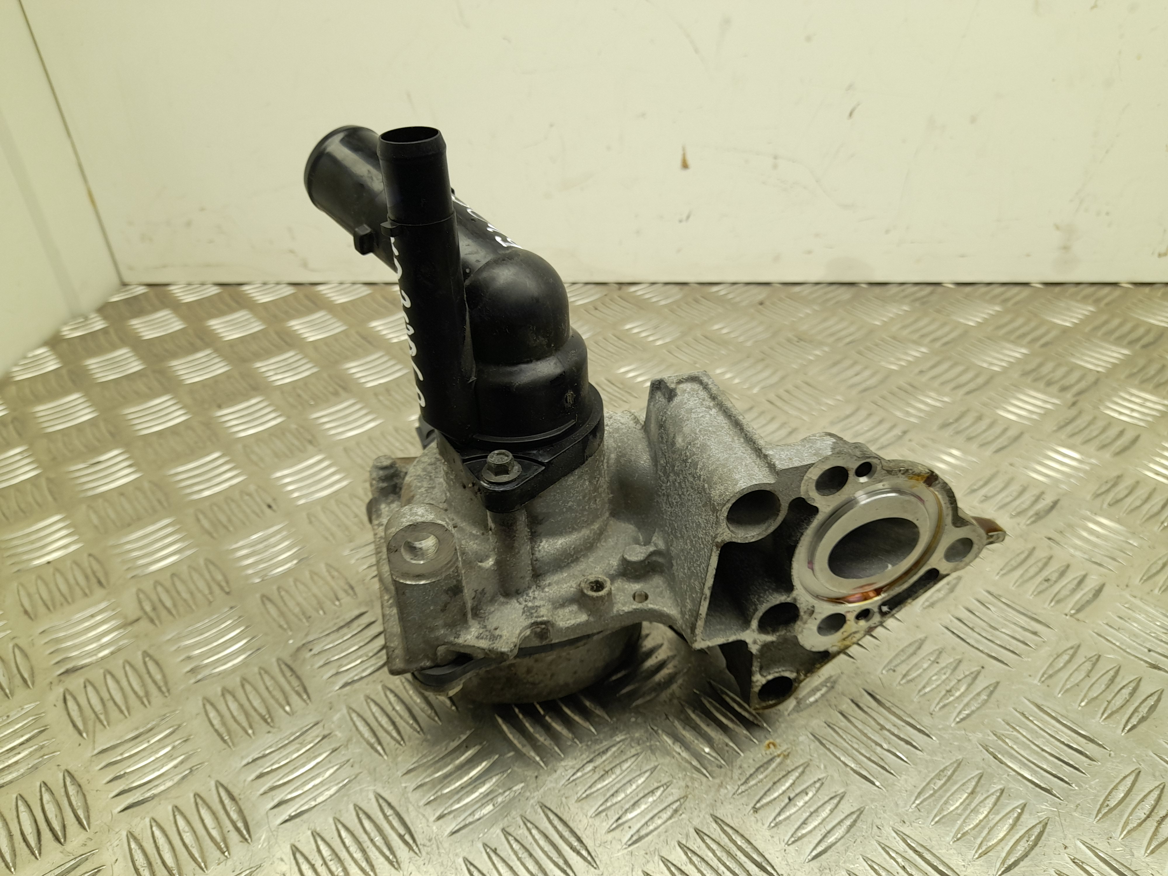 TOYOTA RAV4 5 generation (XA50) (2018-2024) Water Pump 22051313, 22E1709057 23873358