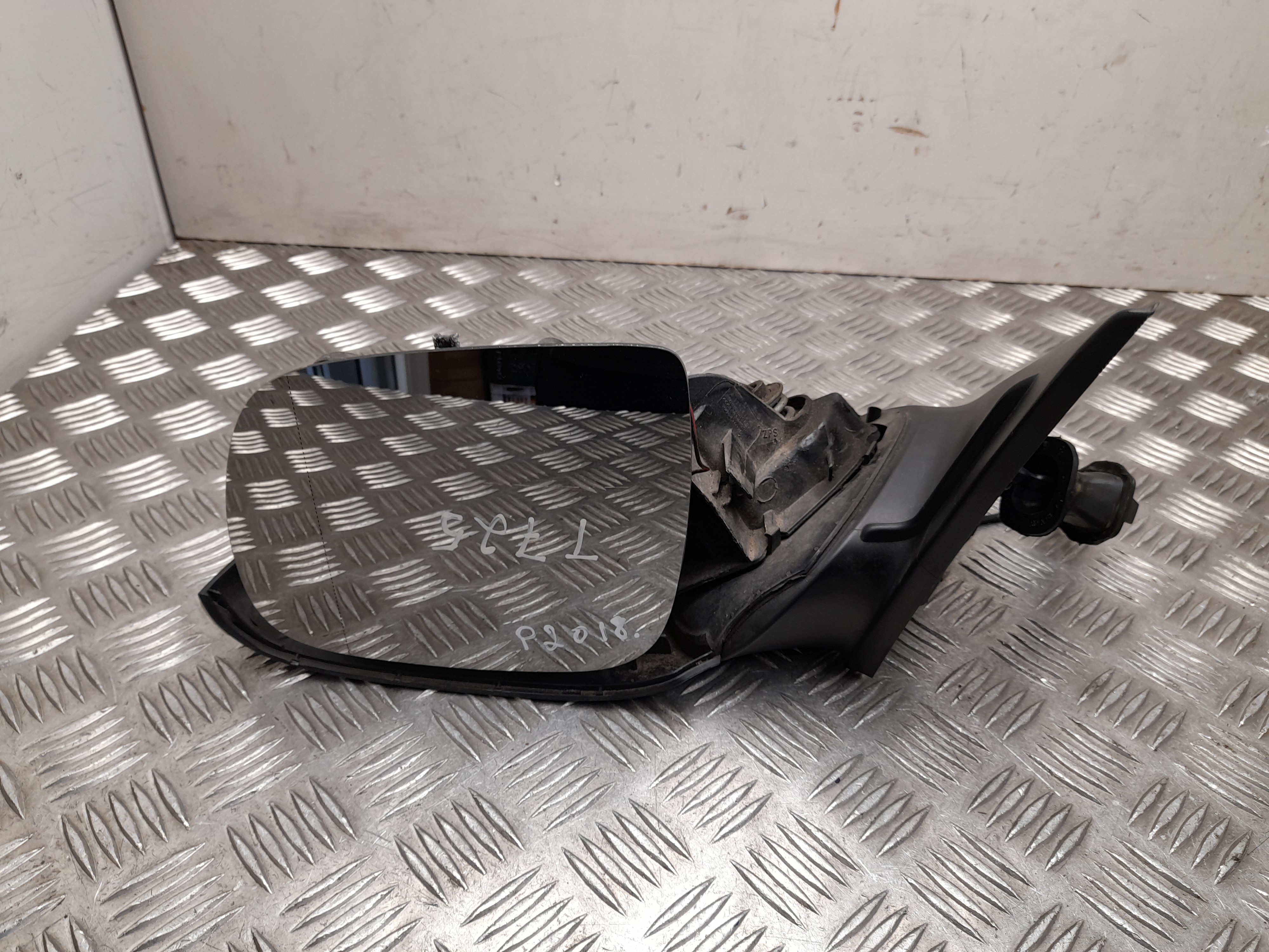 AUDI Q5 8R (2008-2017) Left Side Wing Mirror 8R1857409 24379803