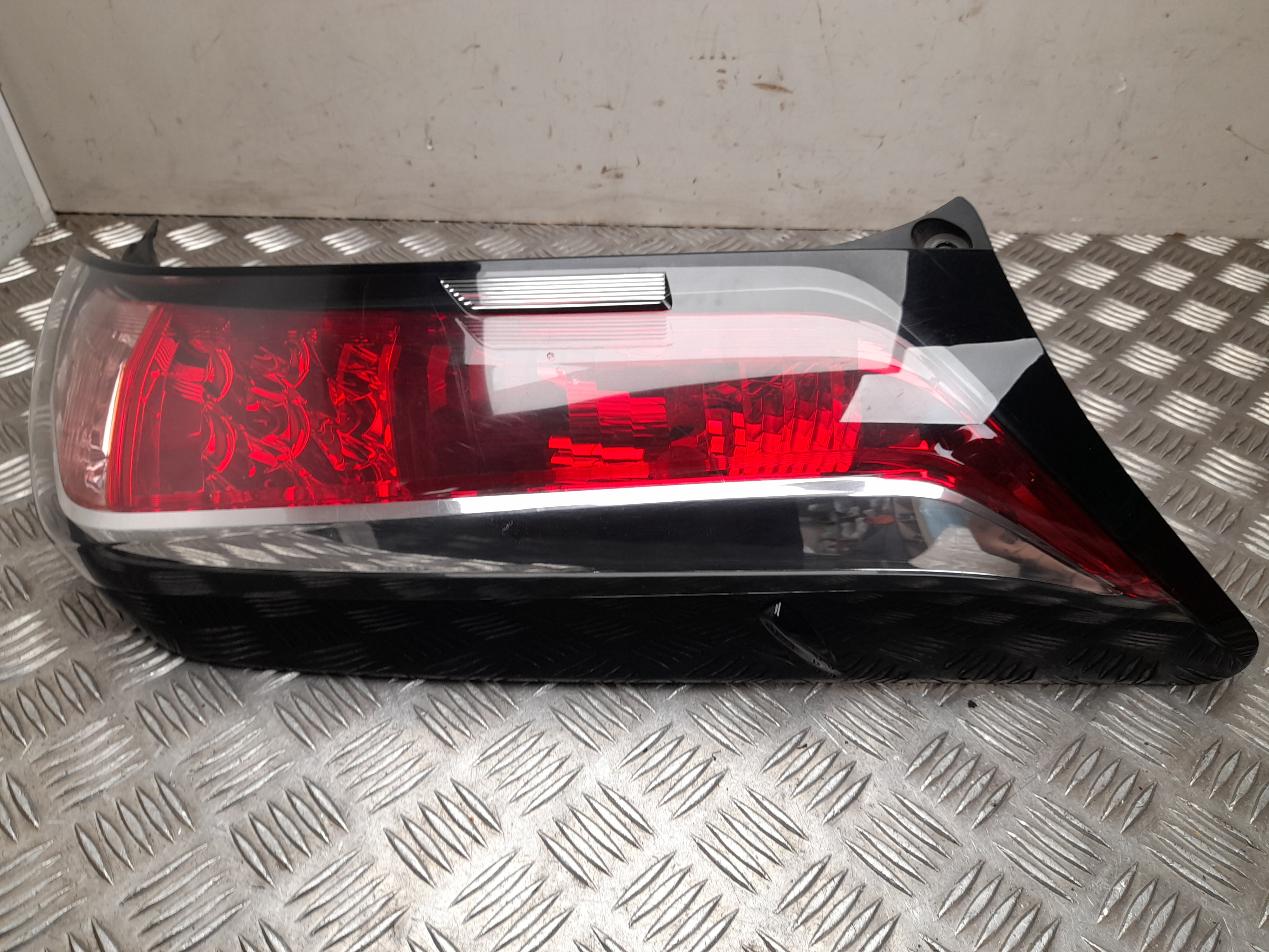 TOYOTA Aygo 2 generation (2014-2024) Rear Left Taillight 815600H112 24510500