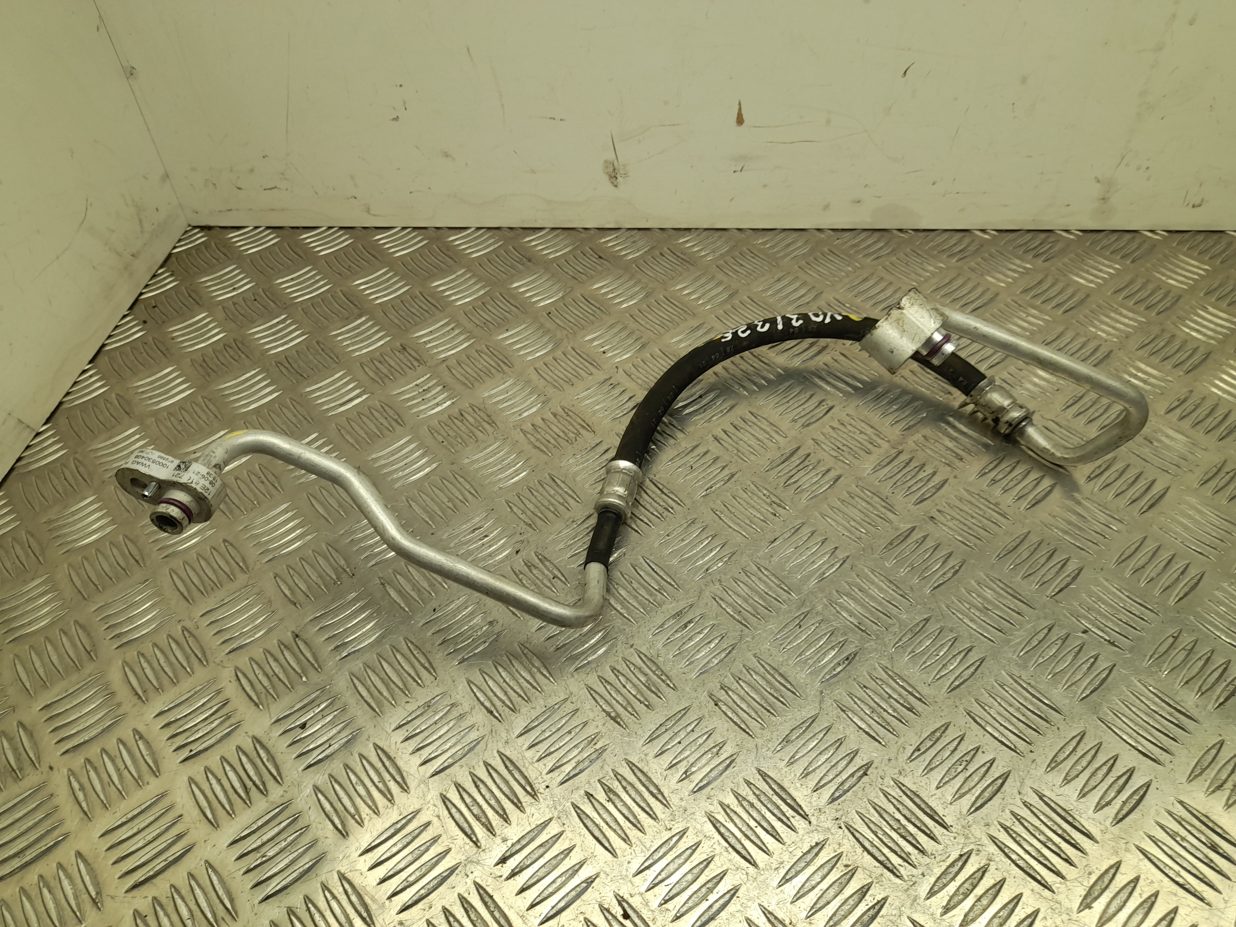 VOLKSWAGEN up! AC Hose Pipe 12E816721 24539866