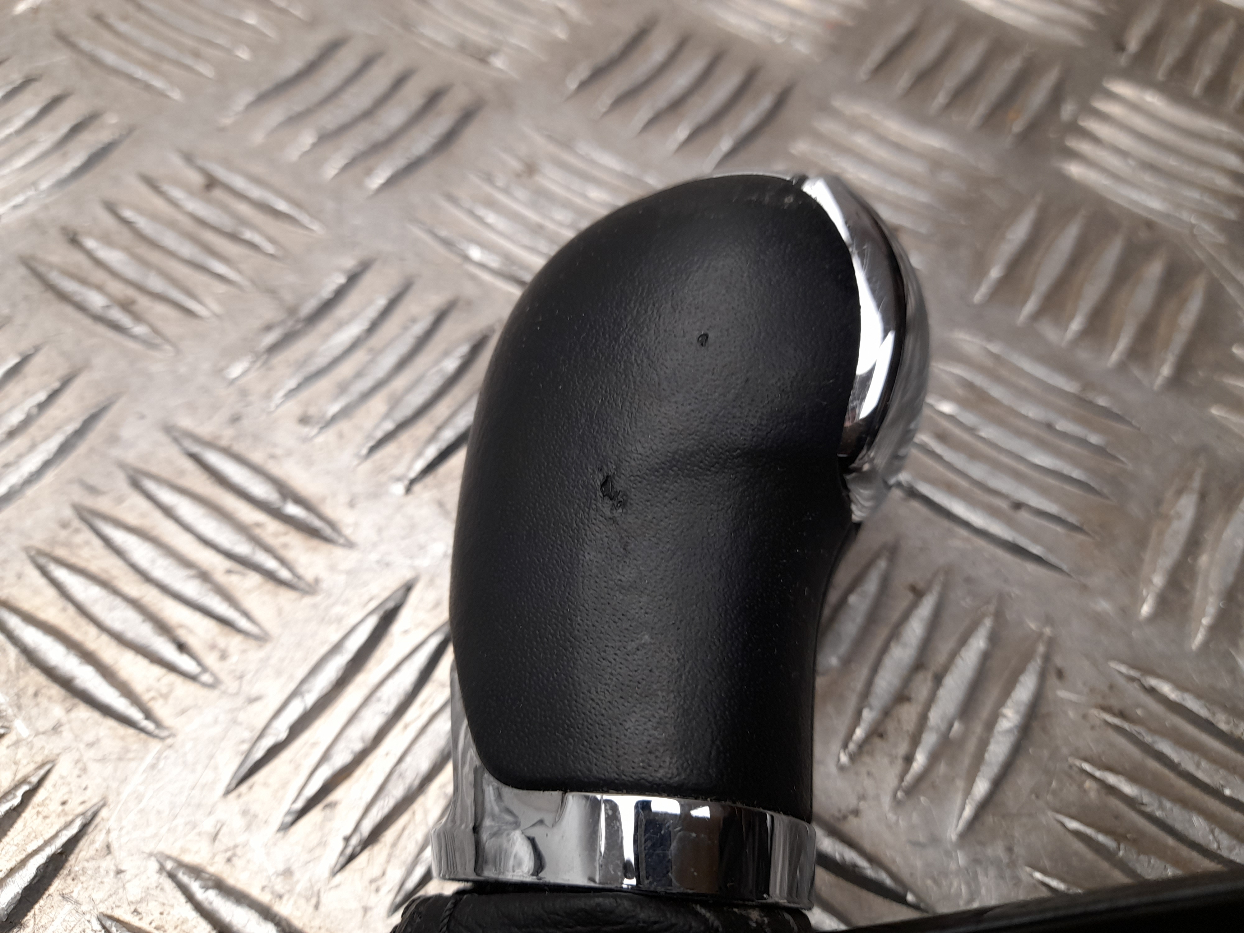 SKODA Superb 3 generation (2015-2023) Gear Shifting Knob 3V1713203A 24587491