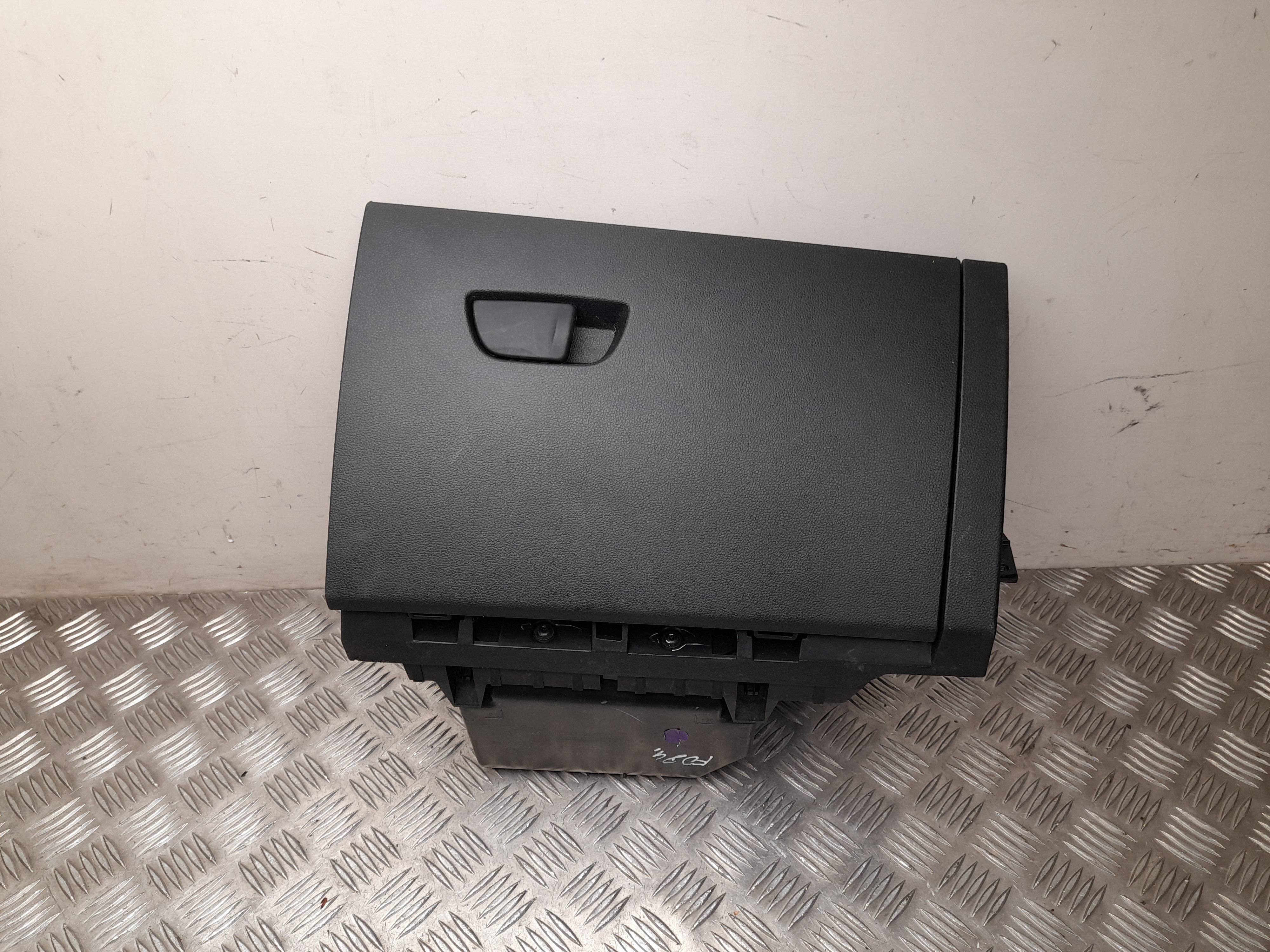 RENAULT Zoe 1 generation (2012-2023) Glove Box 681082309R 24602367