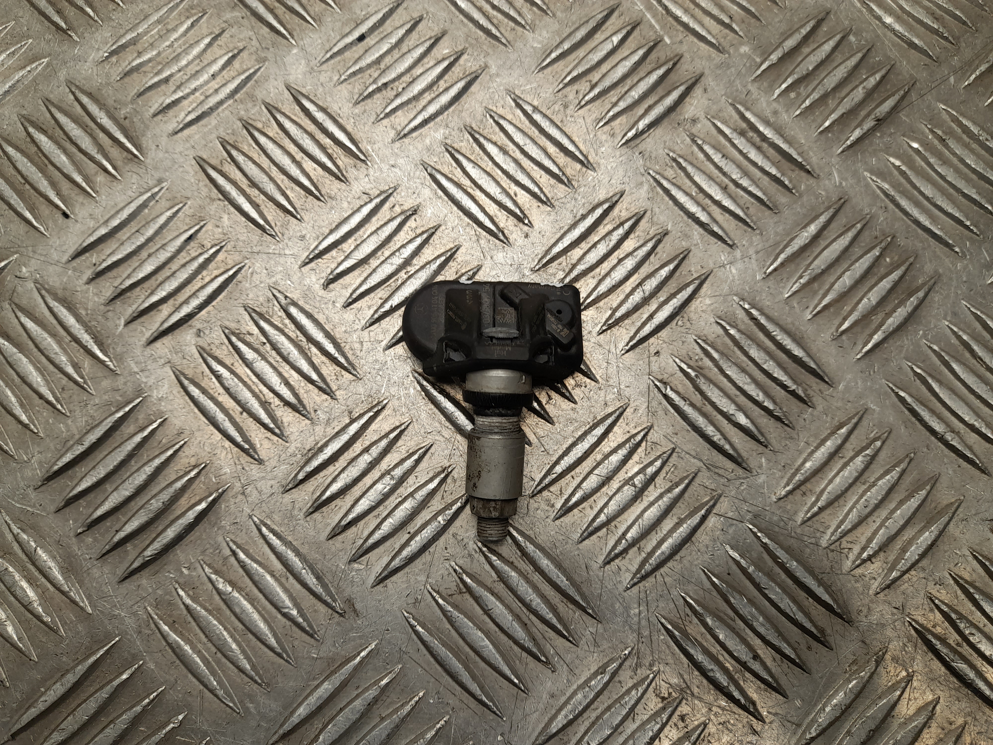 MERCEDES-BENZ GLE W167 (2019-2024) Tyre Pressure Sensor A0009054104 24767894