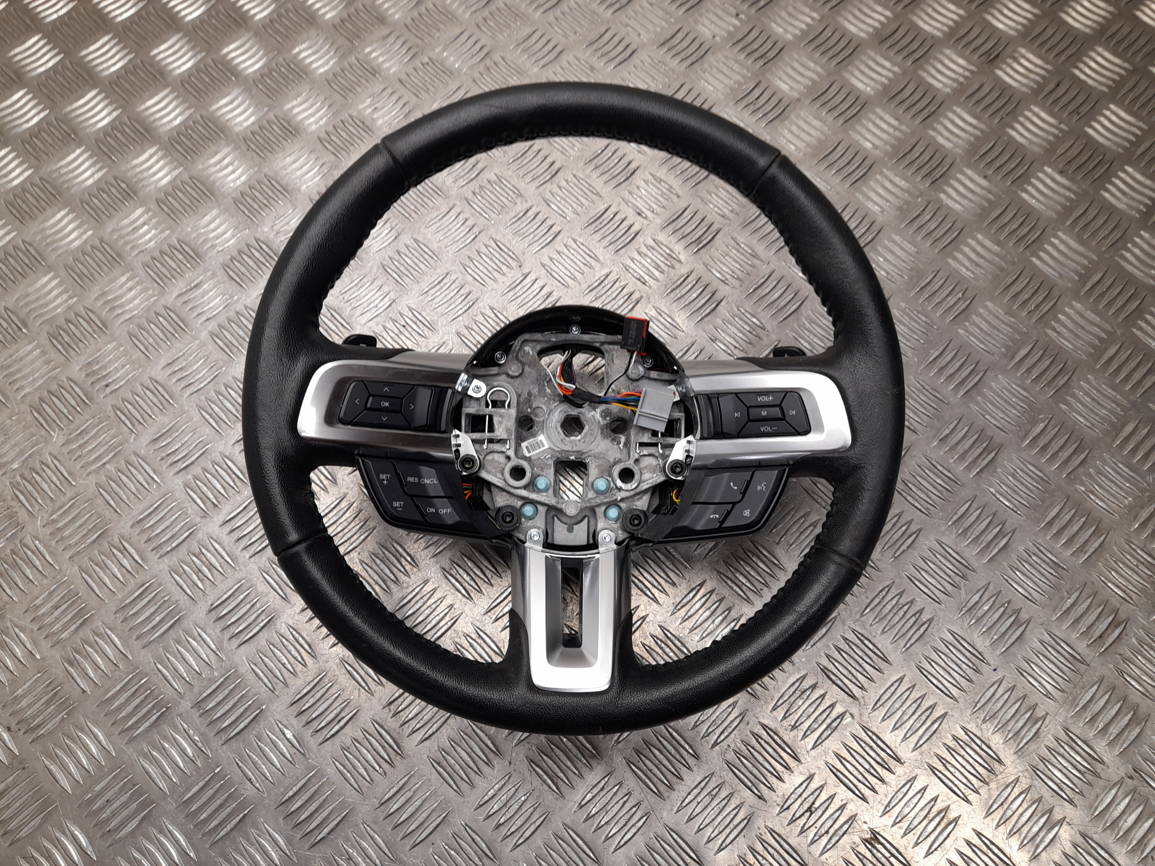 FORD USA Mustang 6 generation (2014-2024) Steering Wheel FR333600BF3JAX 24927639