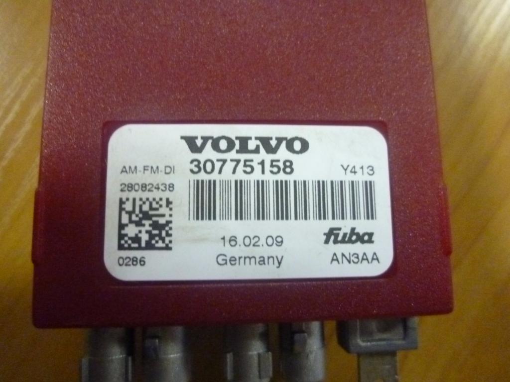 VOLVO XC60 1 generation (2008-2017) Antenos stiprintuvas 30775158 23158816