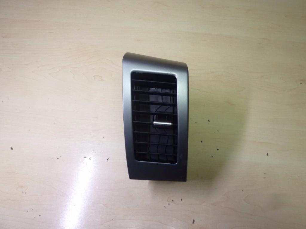 MITSUBISHI Outlander 2 generation (2005-2013) Вентиляционные отверстия в приборной панели 8030A024ZZ 23159184