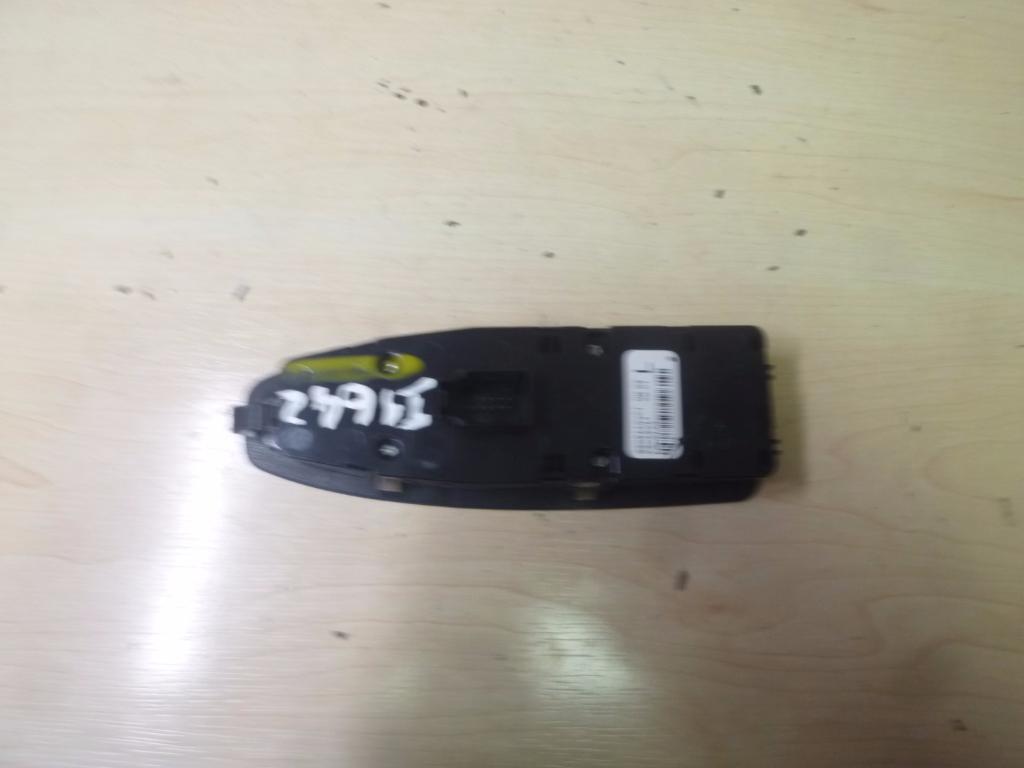 BMW 3 Series F30/F31 (2011-2020) Front Left Door Window Switch 9208110, 61319208110 23543105