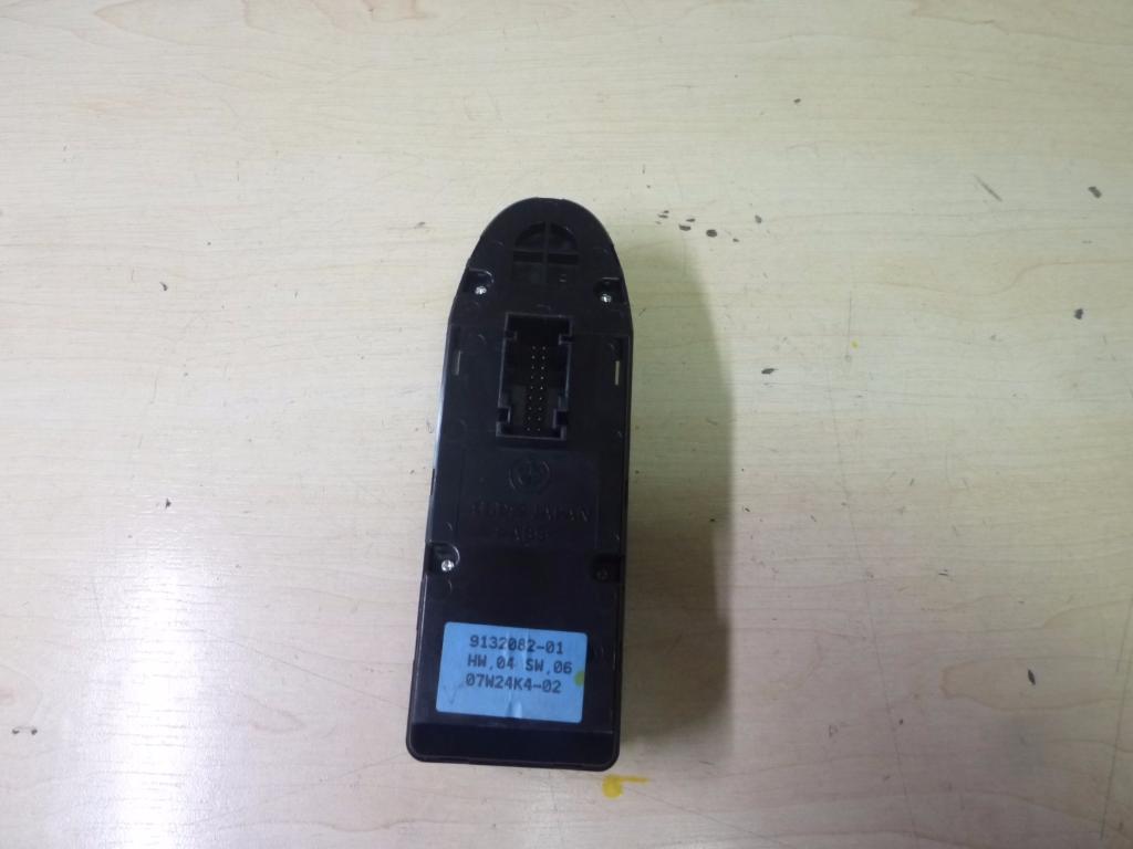 BMW 1 Series E81/E82/E87/E88 (2004-2013) Front Left Door Window Switch 9132082, 61319217254 23543097