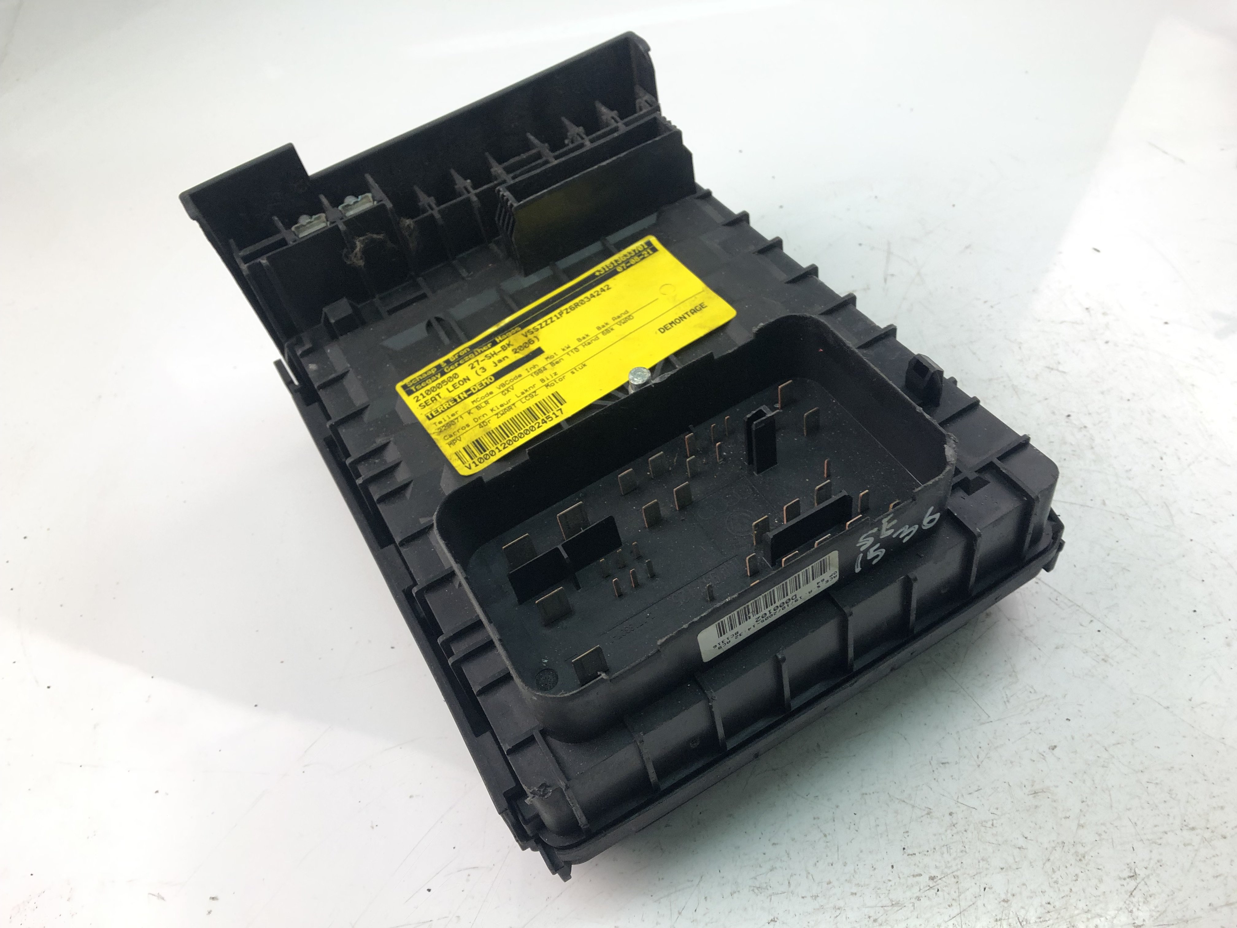 AUDI A3 8P (2003-2013) Fuse box 1K0937125A 23474405