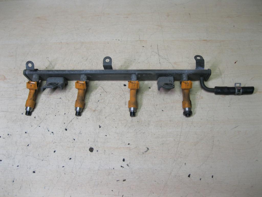 SUZUKI Swift 3 generation (2004-2010) Fuel Rail 2975000120 23176514