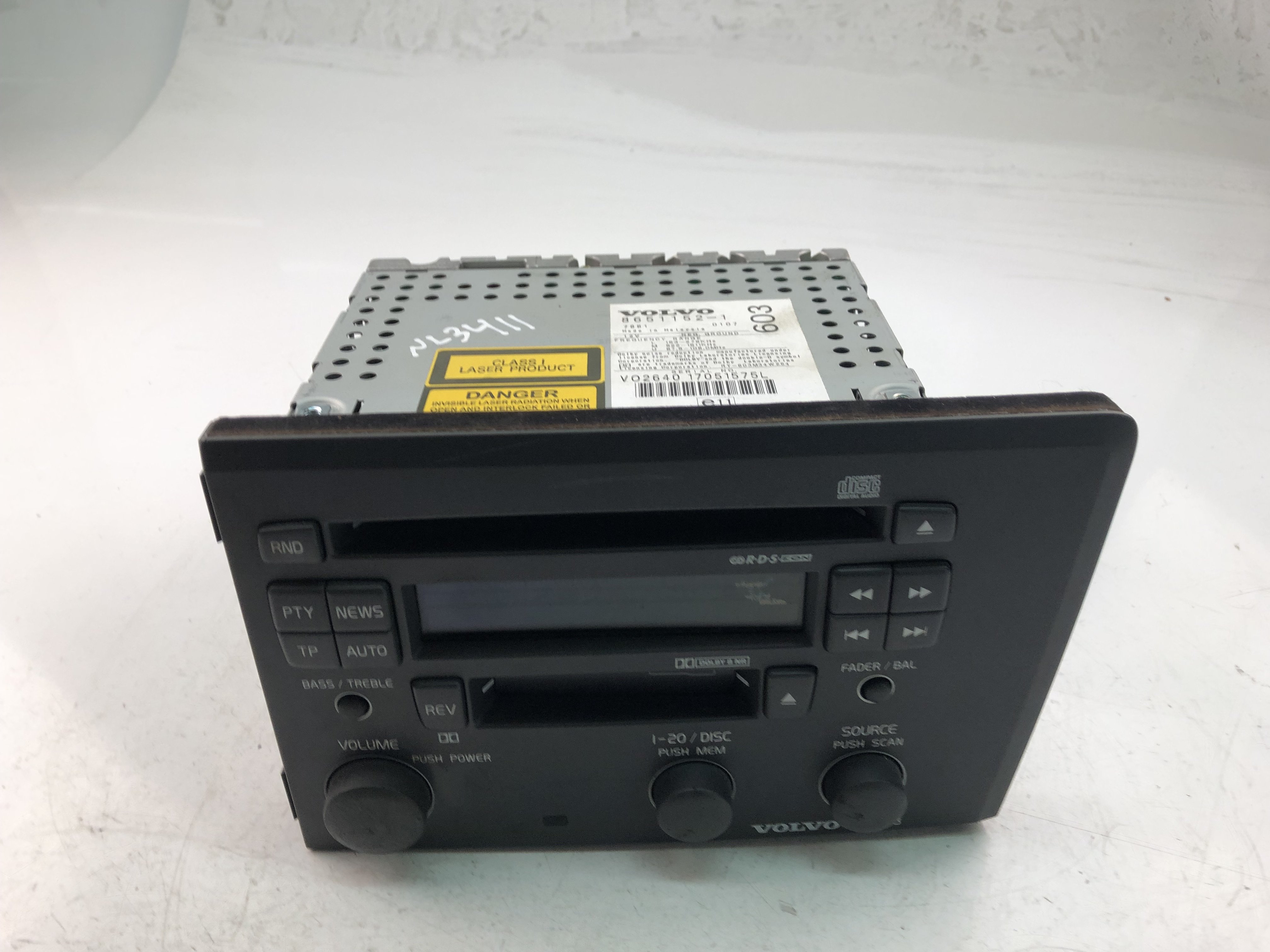 VOLVO V70 2 generation (2000-2008) Αναπαραγωγή μουσικής χωρίς GPS 86511521 23492598