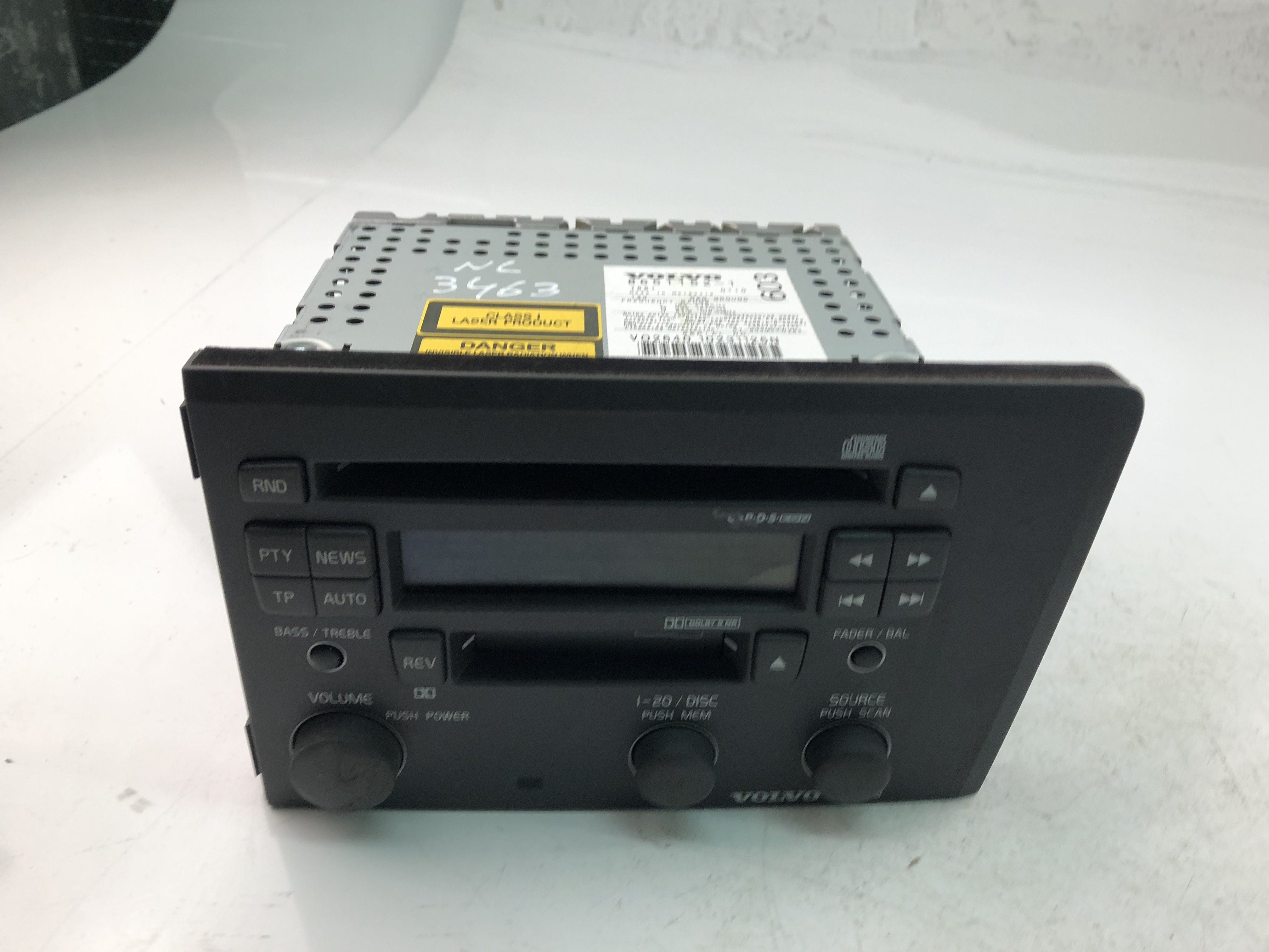 VOLVO V70 2 generation (2000-2008) Music Player Without GPS 86511521 23492609