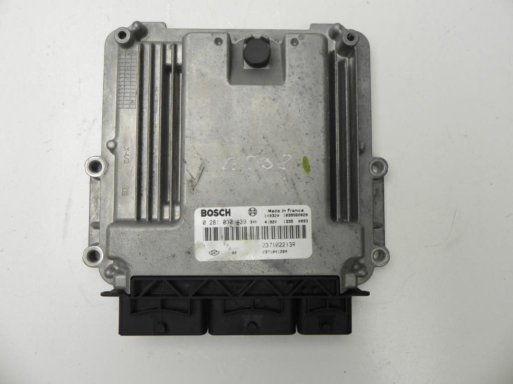 DACIA Sandero 2 generation (2013-2020) Variklio kompiuteris 237102213R, 0281030439 23179703