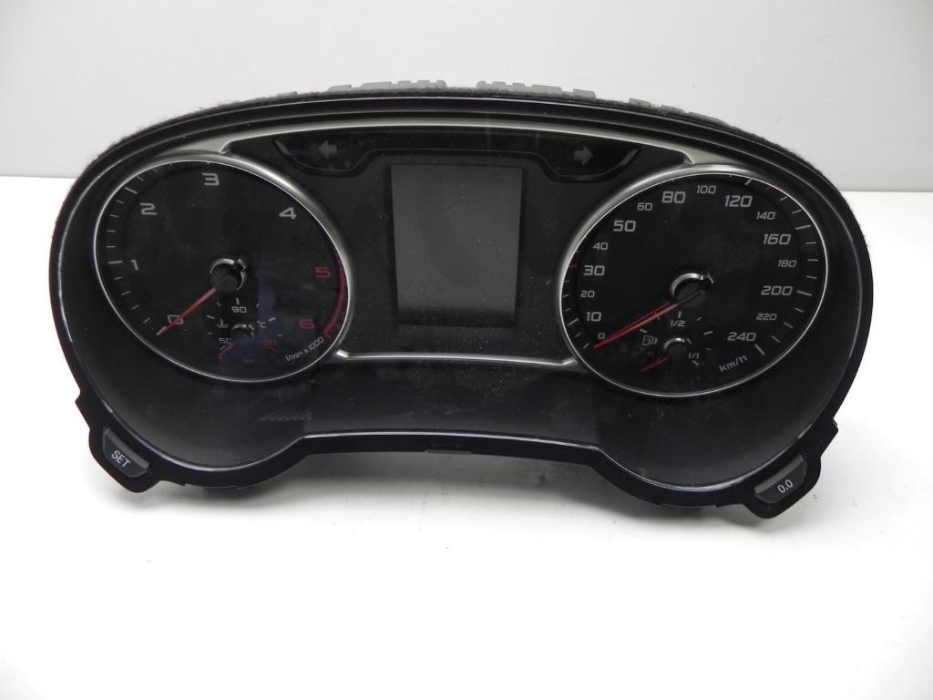 AUDI A1 8X (2010-2020) Speedometer 8X0920930D 23179782