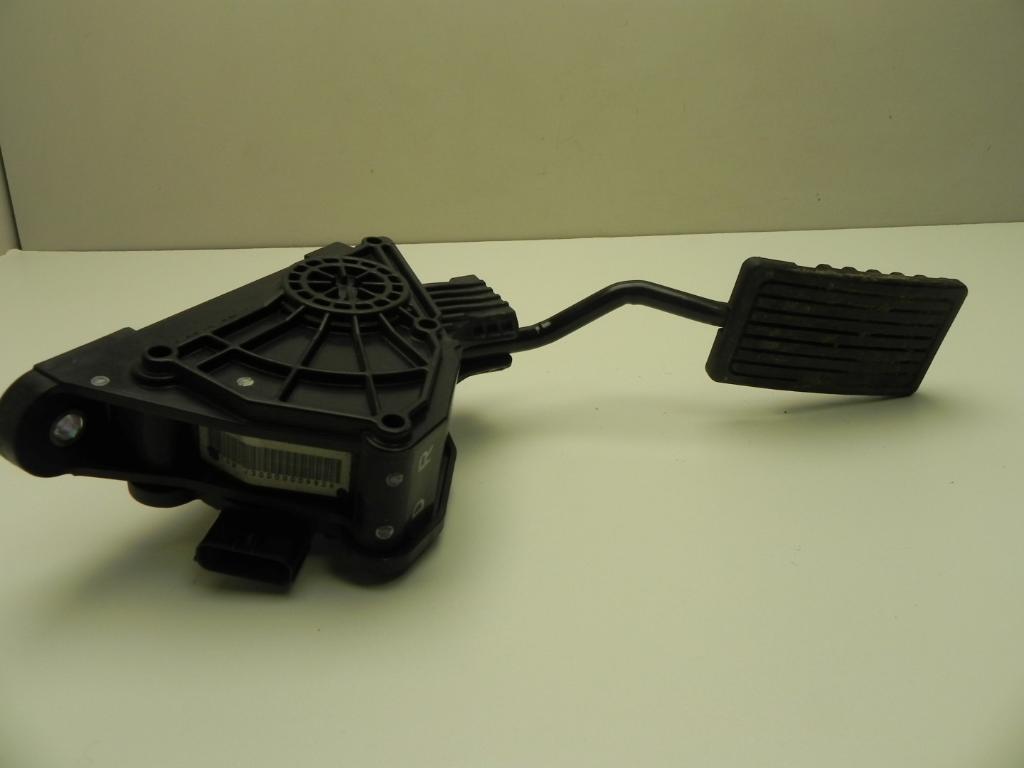 HONDA CR-V 3 generation (2006-2012) Throttle Pedal 31306J04 23179925